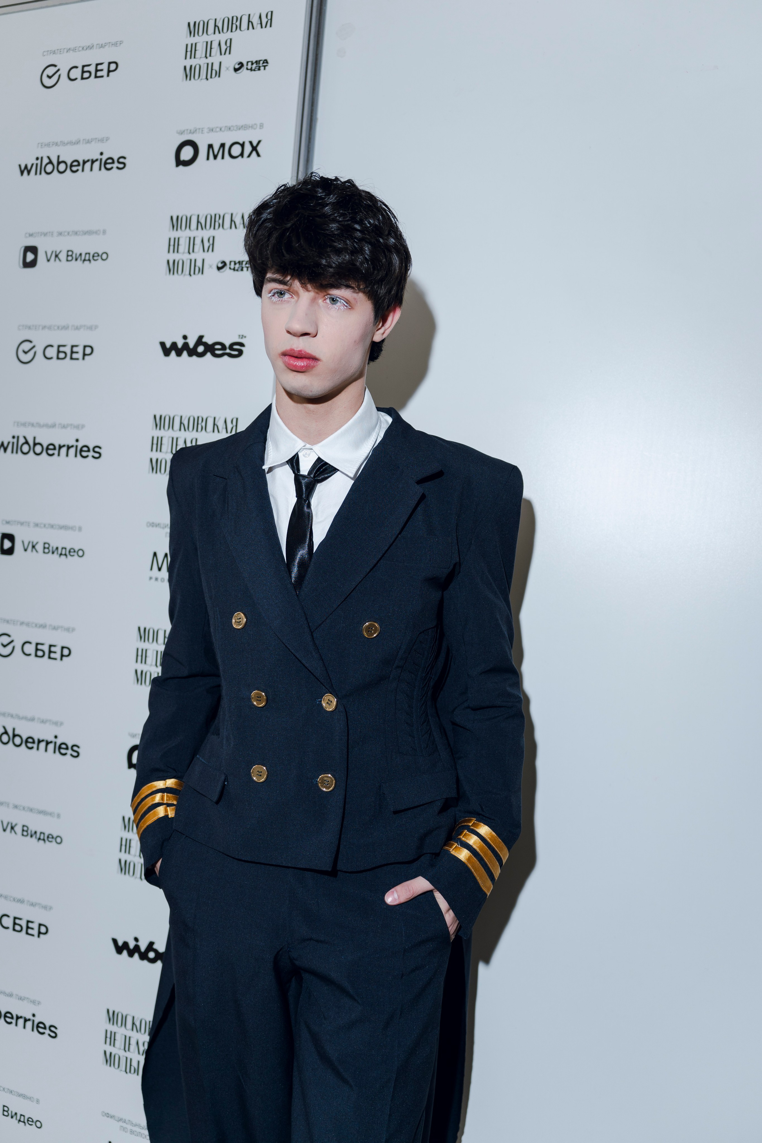 Показ Школы дизайна НИУ ВШЭ на Московской неделе моды. Фотограф в Москве Савкина Евгения