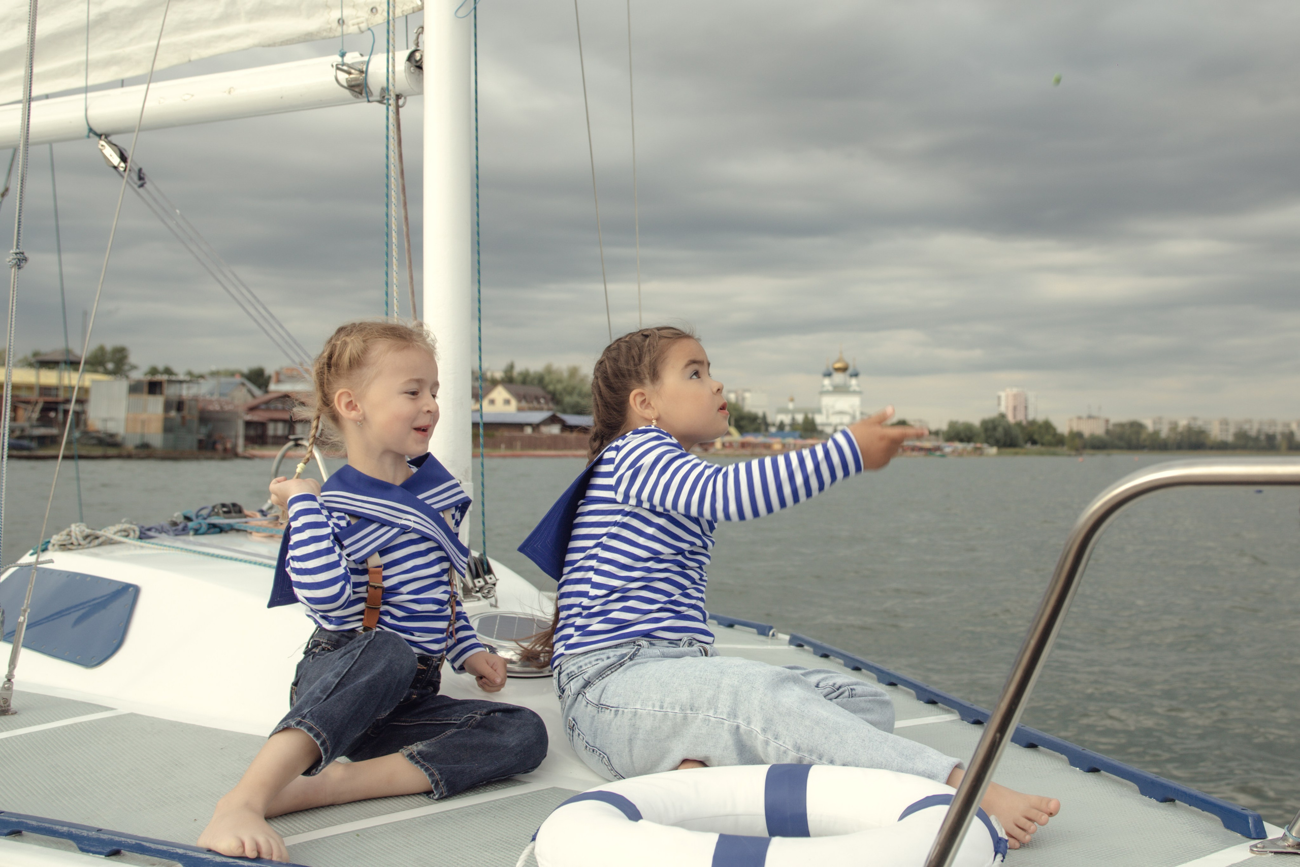 Андрей + Наталья и сестрёнки Вика и Оля. Фотограф Елена Бухонина Челябинск