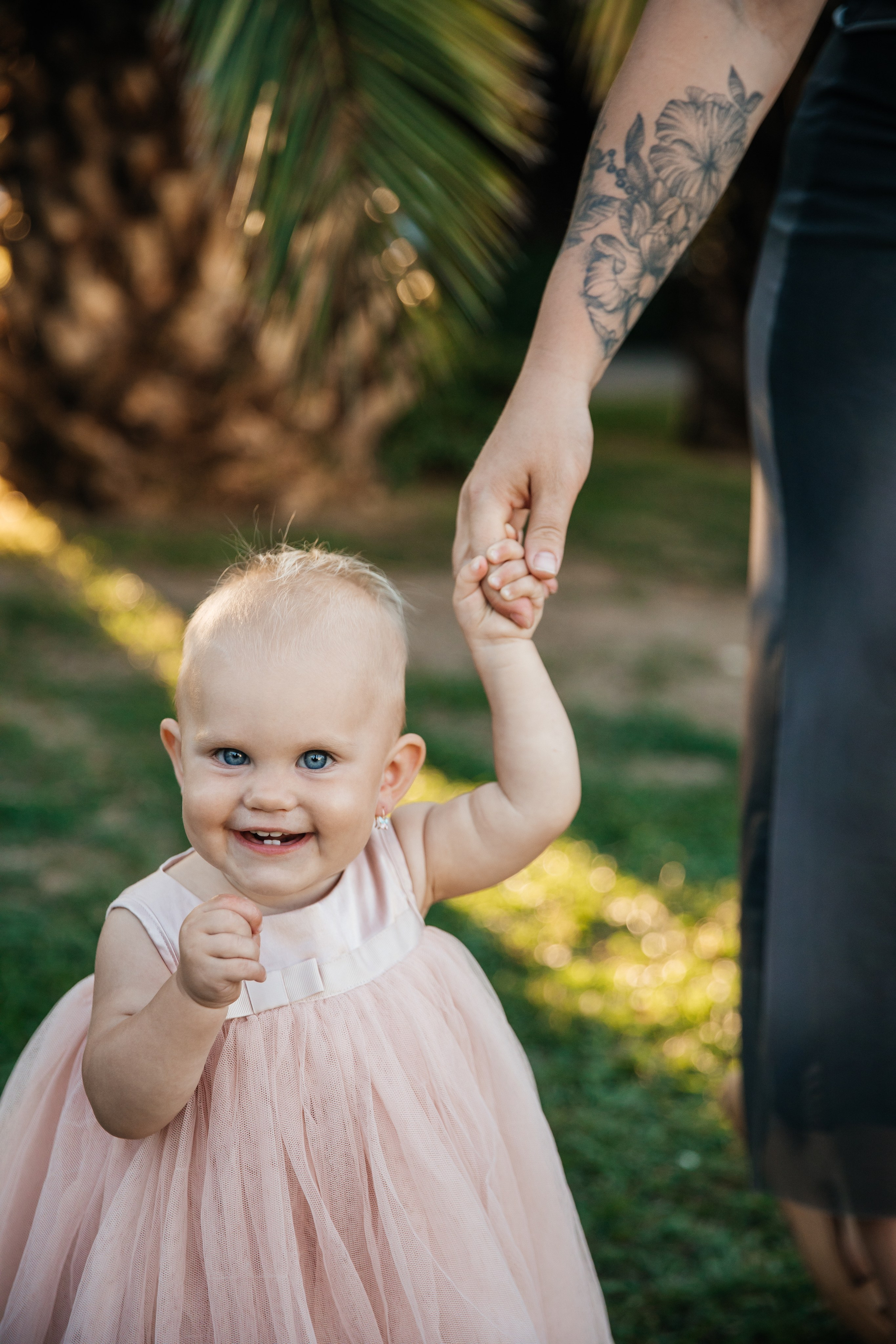 Таисия, Антон и две славных дочки. Фотограф в Сочи. Свадебная видеосъемка Сочи