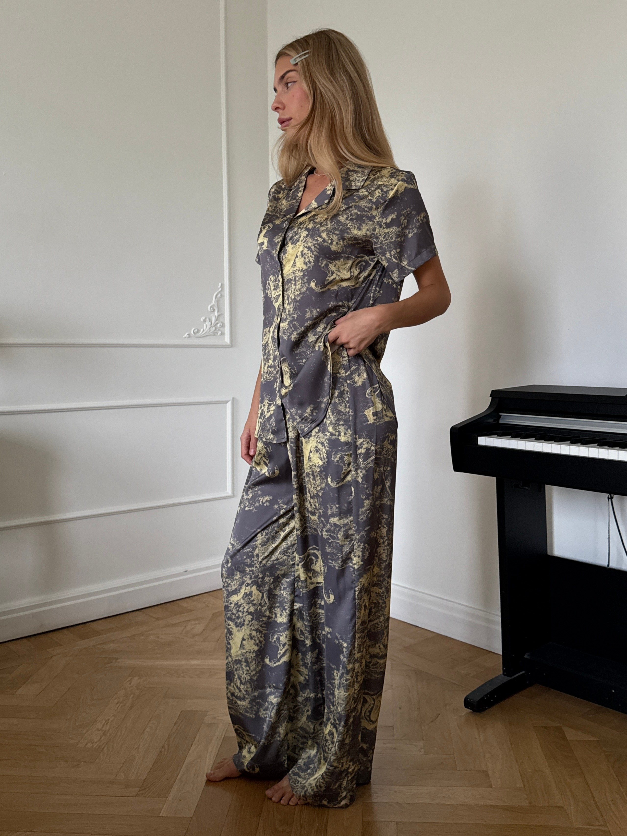 OuMoona. Фотограф для брендов и индивидуальных фотосессий в Москве