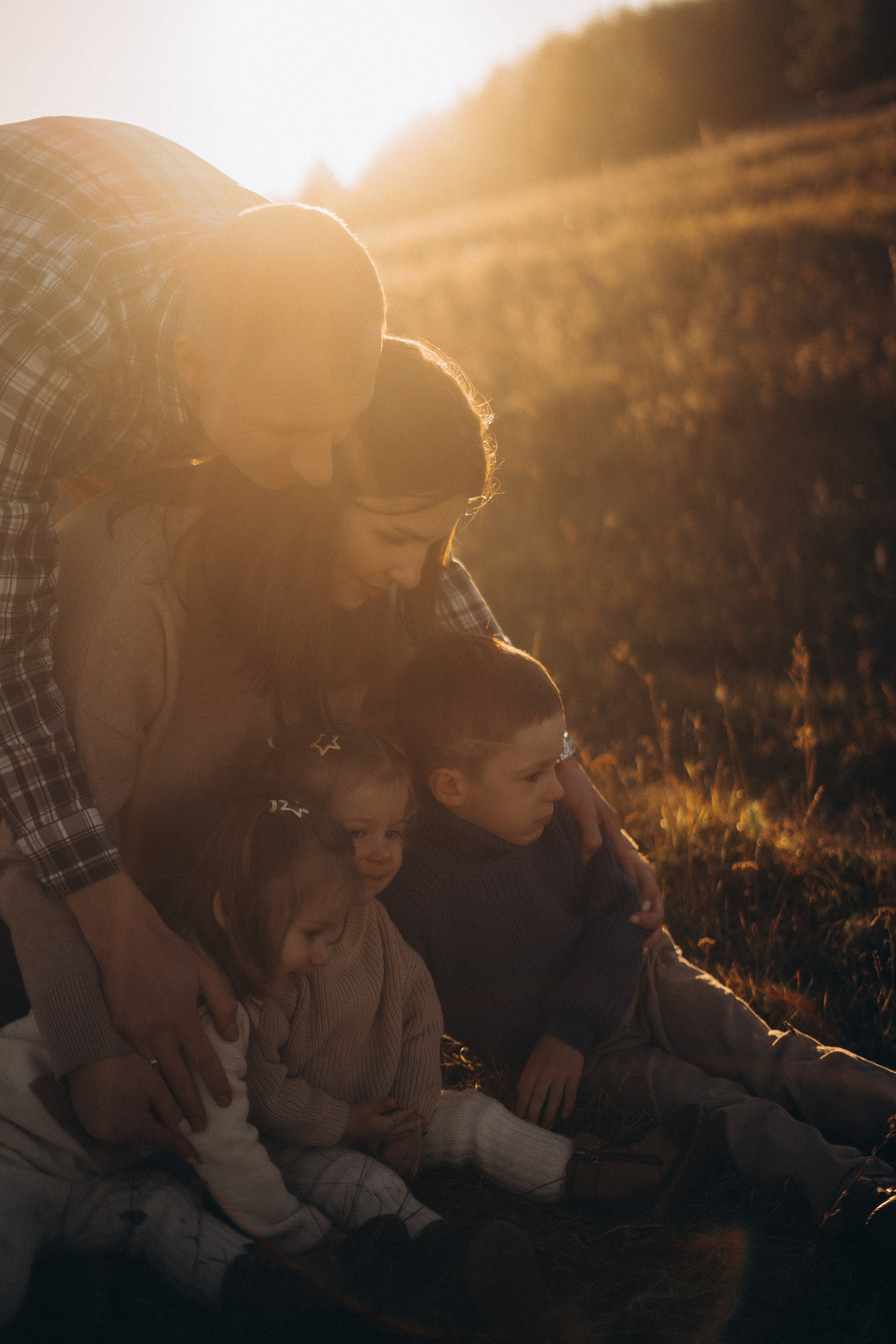 Алексей, Мария, Миша, Лиза и Соня. Главная