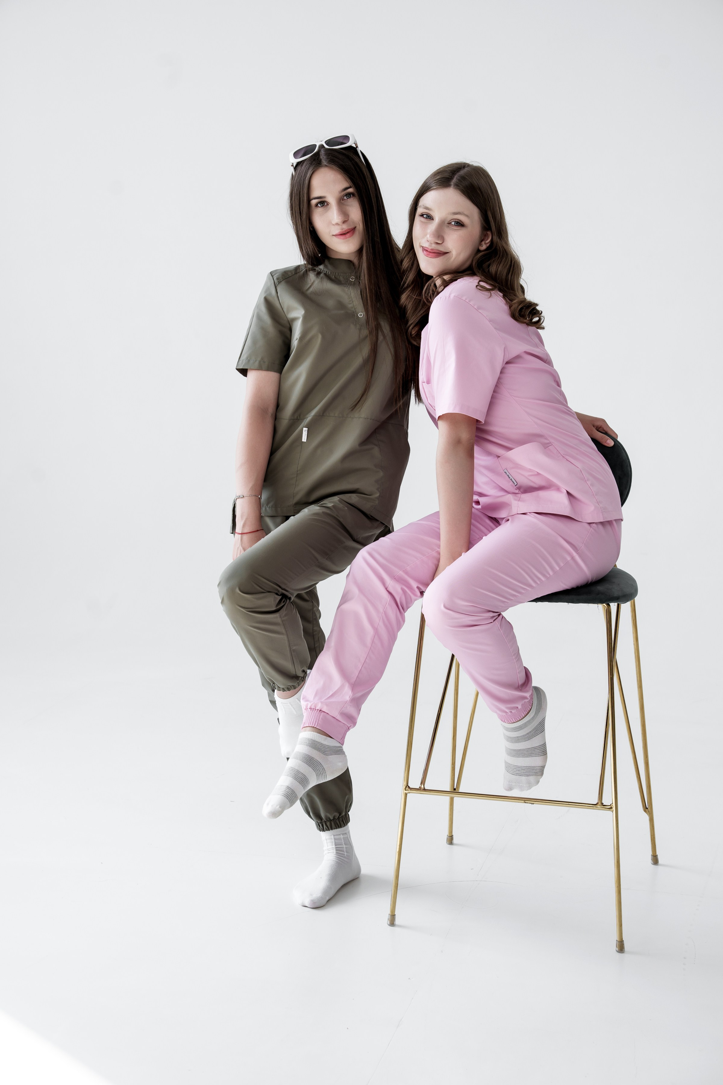 Выпускники мед колледжа — сьемка в студии. Ольга Плаксина фотограф в Саратове