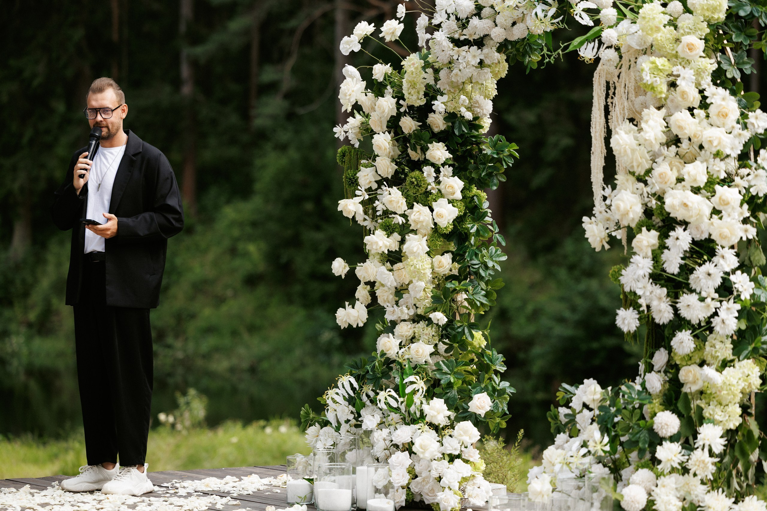 Свадьба под шёпот деревьев. Свадебный и семейный фотограф в Твери, Москве, Санкт-Петербурге