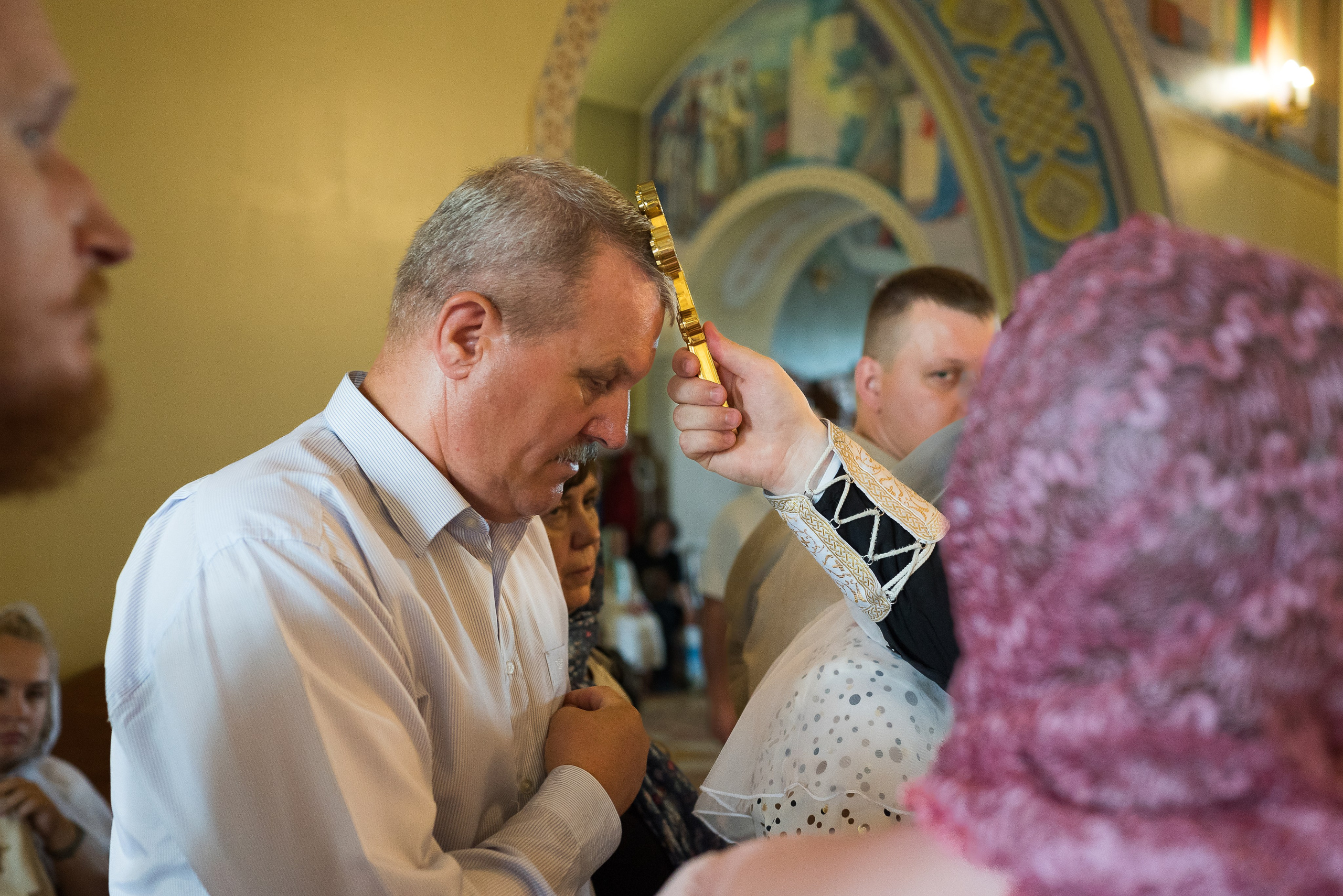 Крещение в Церкви Преображения Господня в Спас-Темне. Фотограф Ксения Огородова портфолио