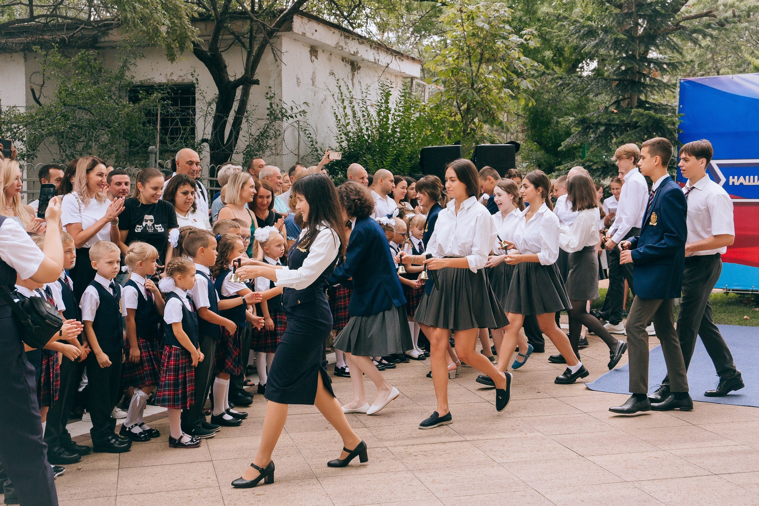 1 класс школа «Личность». Выпускные альбомы Натальи Бутко: Новороссийск, Анапа, Геленджик