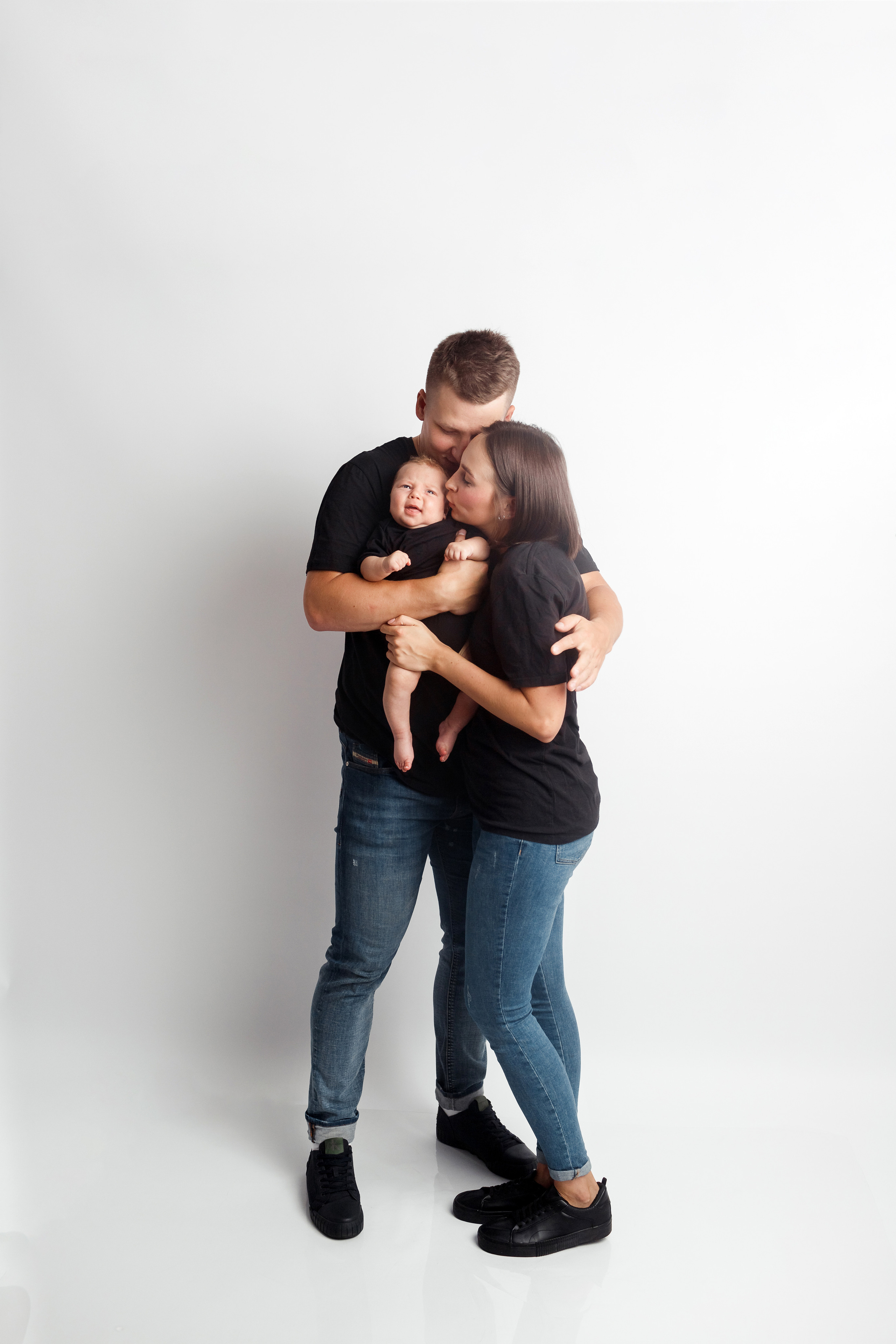 Съемка малышей 2 месяца у вас дома. Детский, семейный и фотограф новорождённых в Ярославле Анна Салова