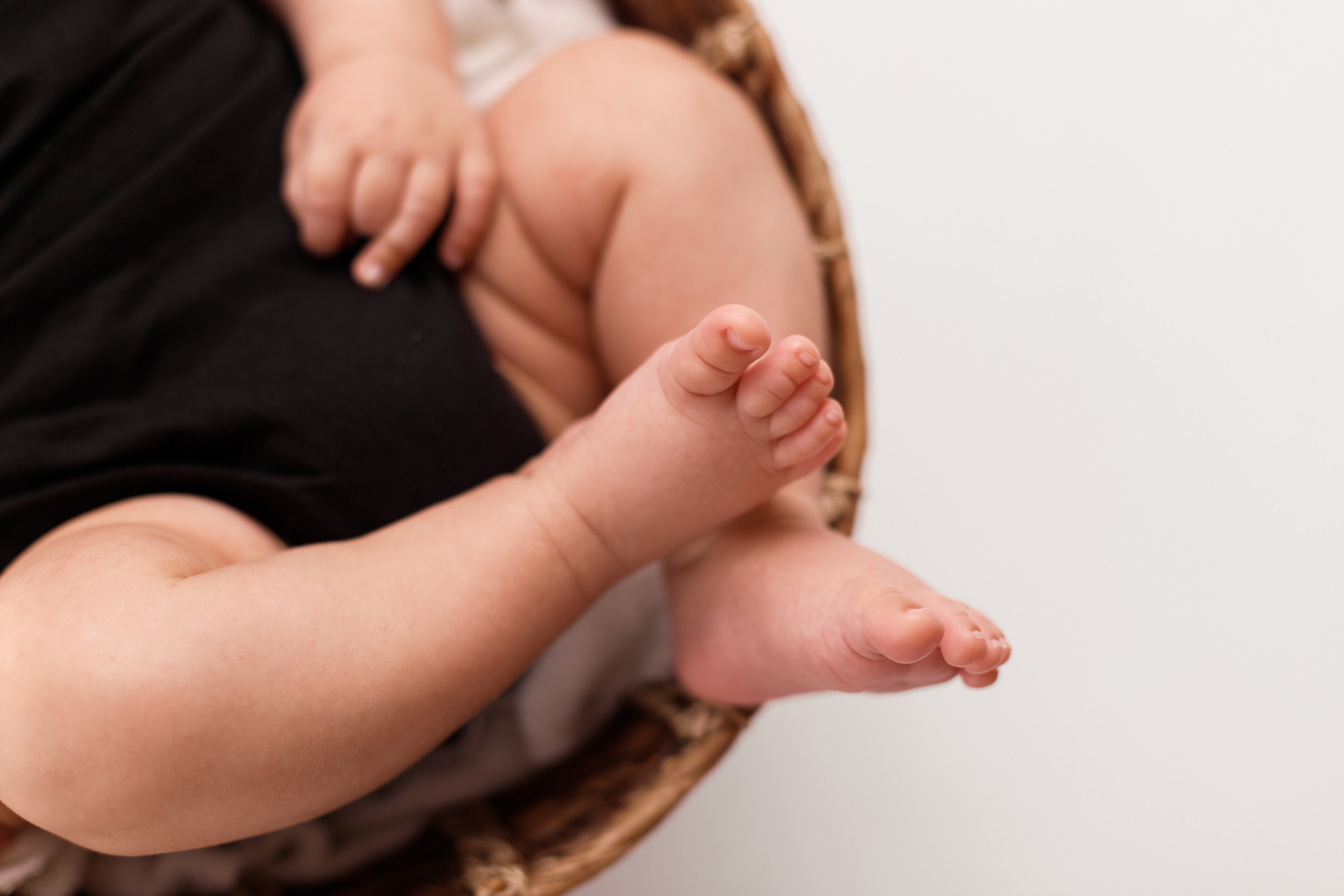 Съемка малышей 2 месяца у вас дома. Детский, семейный и фотограф новорождённых в Ярославле Анна Салова