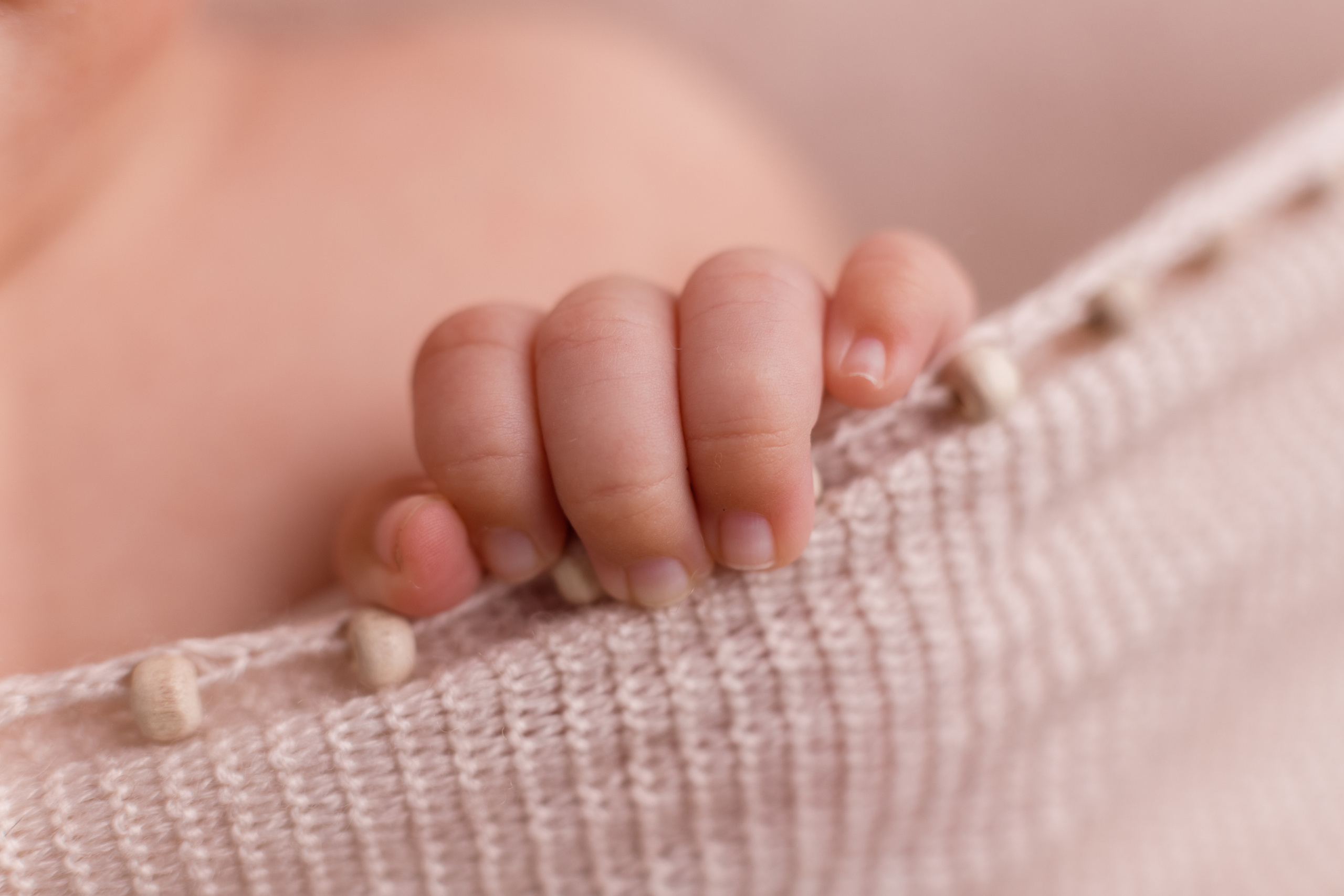 Съемка малышей 2 месяца у вас дома. Детский, семейный и фотограф новорождённых в Ярославле Анна Салова