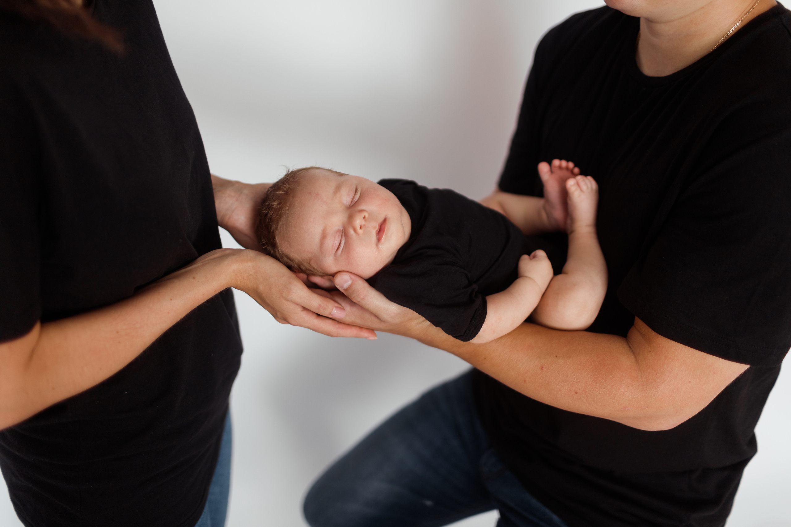Съемка малышей 2 месяца у вас дома. Детский, семейный и фотограф новорождённых в Ярославле Анна Салова