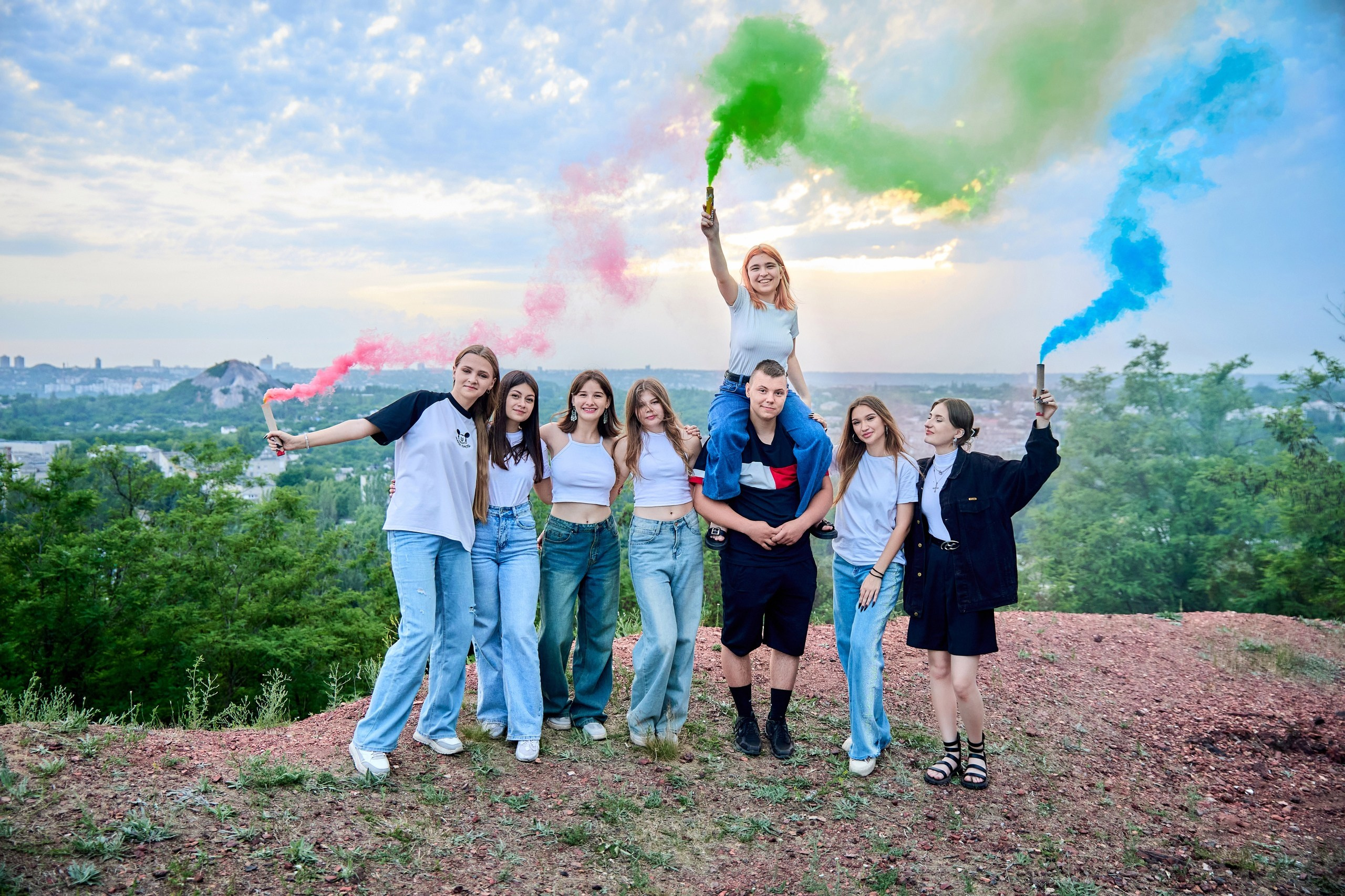 ШКОЛЬНИКИ. ТЕРРИКОН. Фотограф Татаринов Андрей (Донецк / Макеевка)