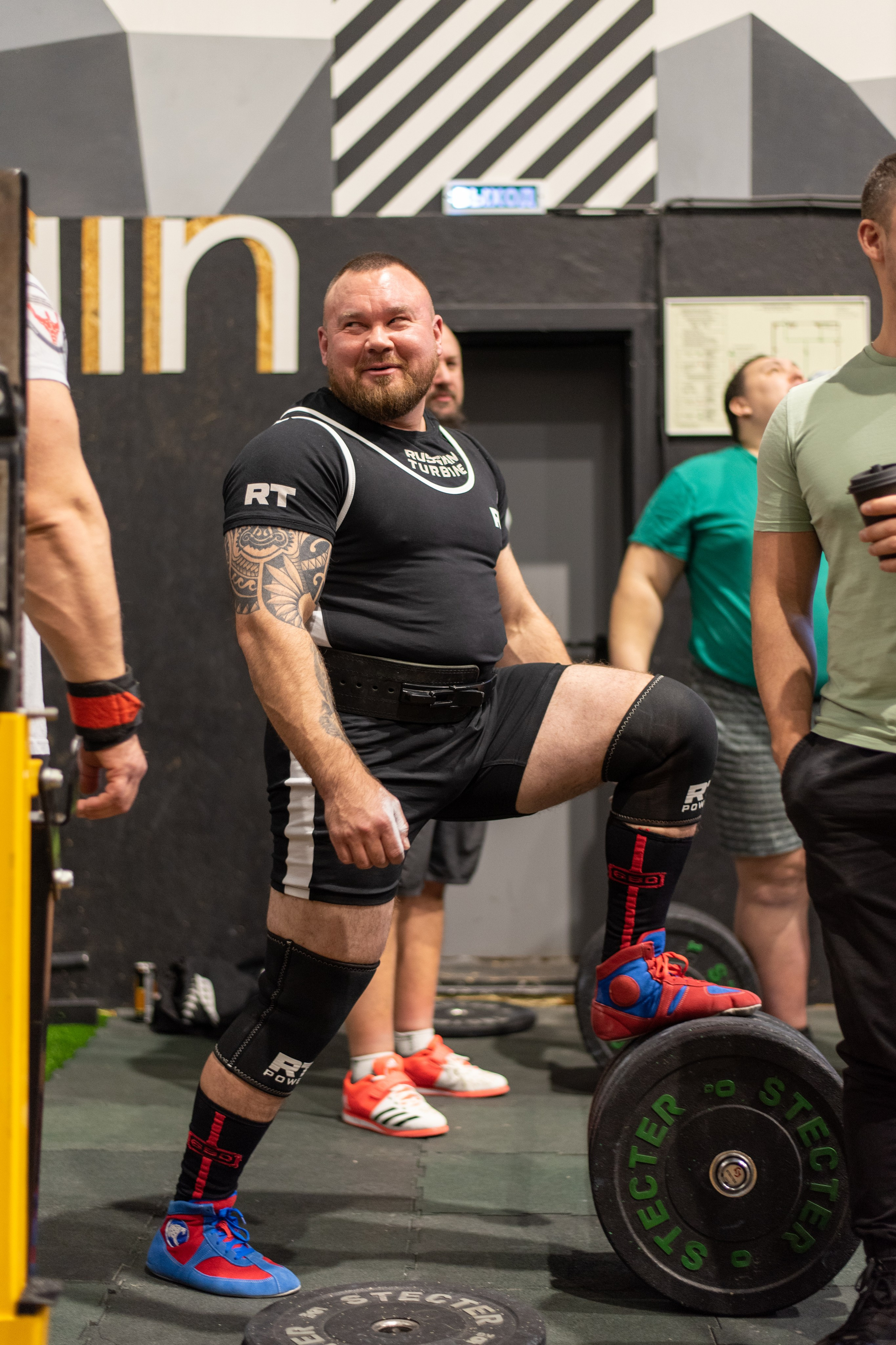 Фоторепортаж с турнира по пауэрлифтингу