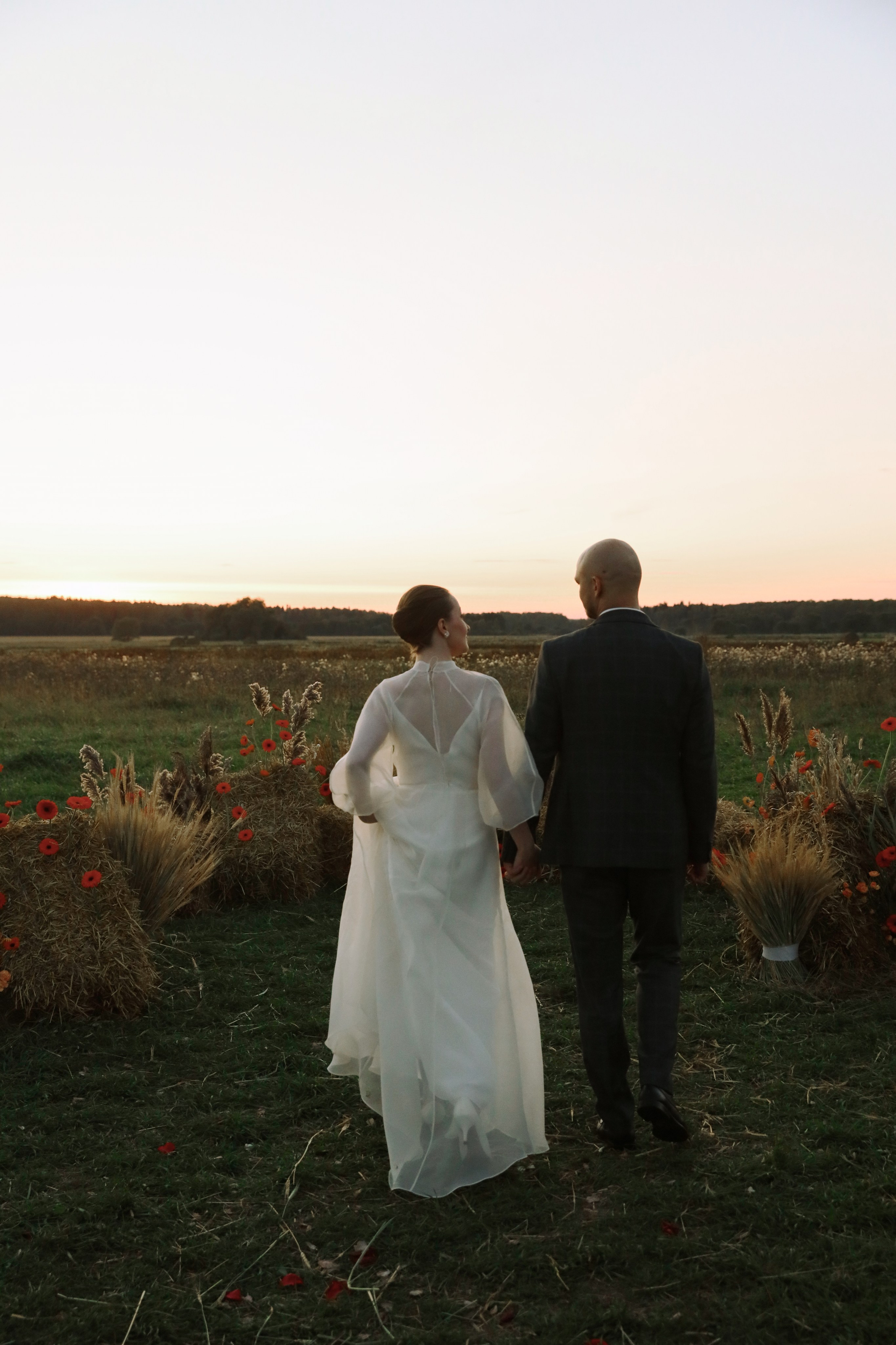 I & E. Anastasia Jes