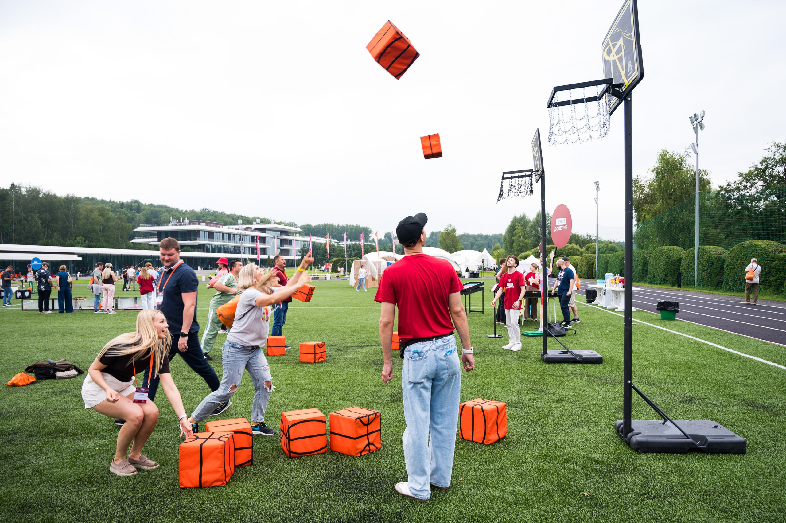 Летний корпоратив-тимбилдинг Первой Грузовой Компании. Репортажный фотограф и видеограф Слава Думчев. Тимбилдинги, отчетники, корпоративы