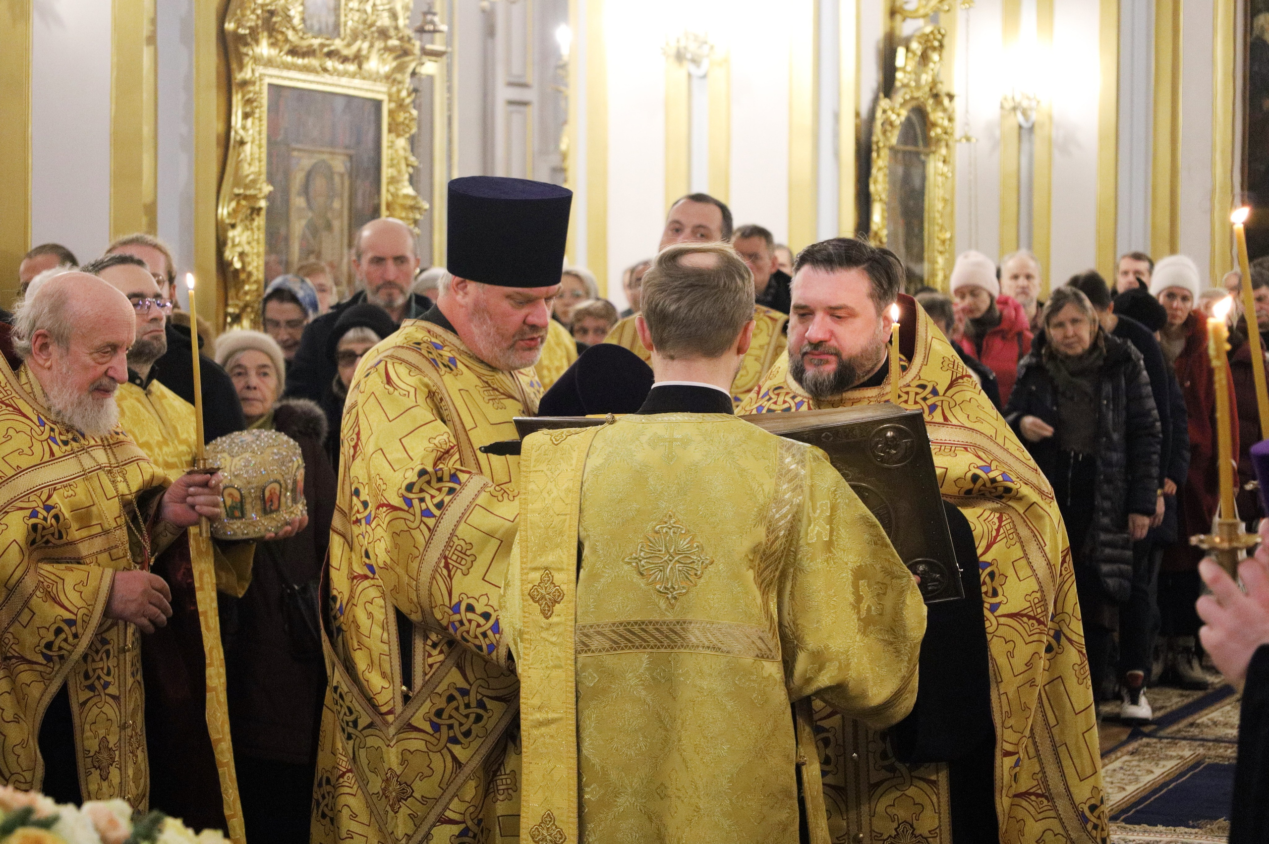 СЛУЖЕНИЕ В КАНУН ДНЯ ПАМЯТИ СВЯТИТЕЛЯ НИКОЛАЯ ЧУДОТВОРЦА. НИКОЛО-БОГОЯВЛЕНСКИЙ МОРСКОЙ СОБОР