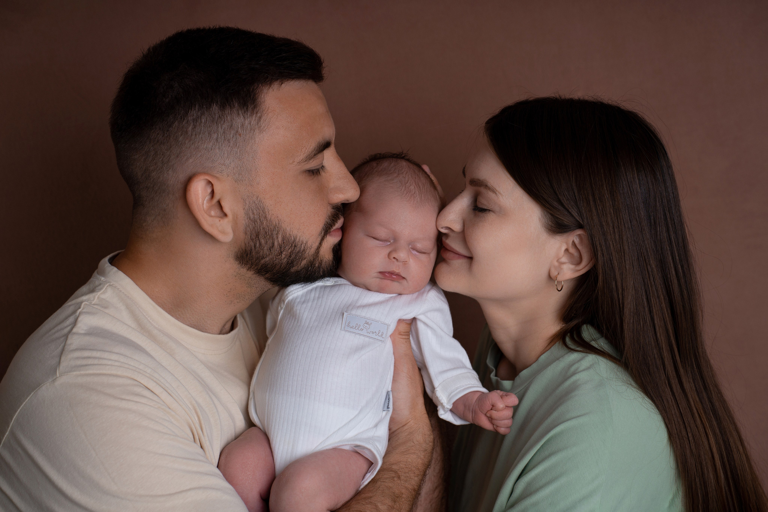 Фото с родителями/Макроснимки. Фотограф новорожденных Оренбург и свадебный фотограф Оренбург