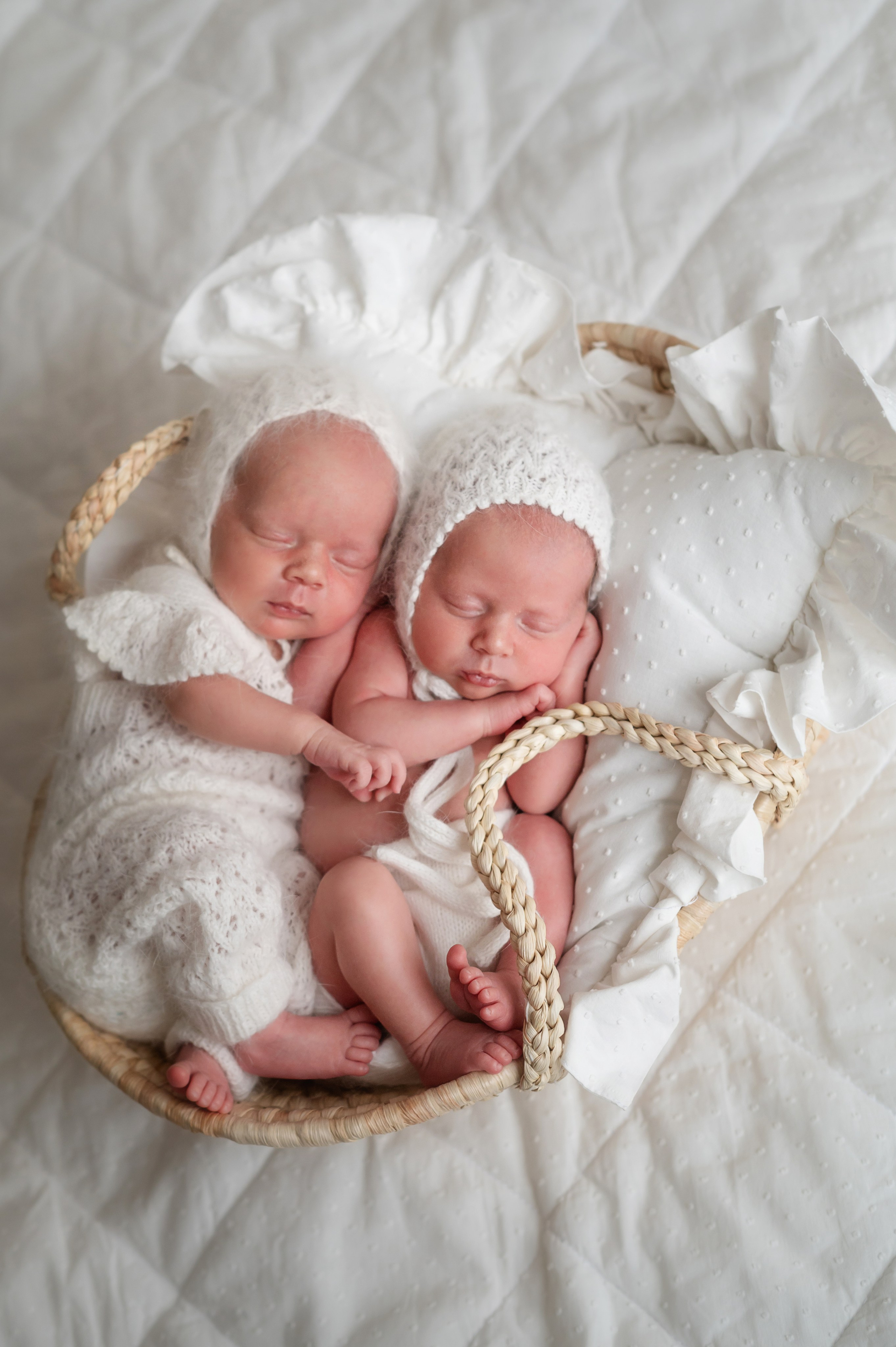 Вера и Диана 10 дней. Фотограф новорожденных Елена Панова