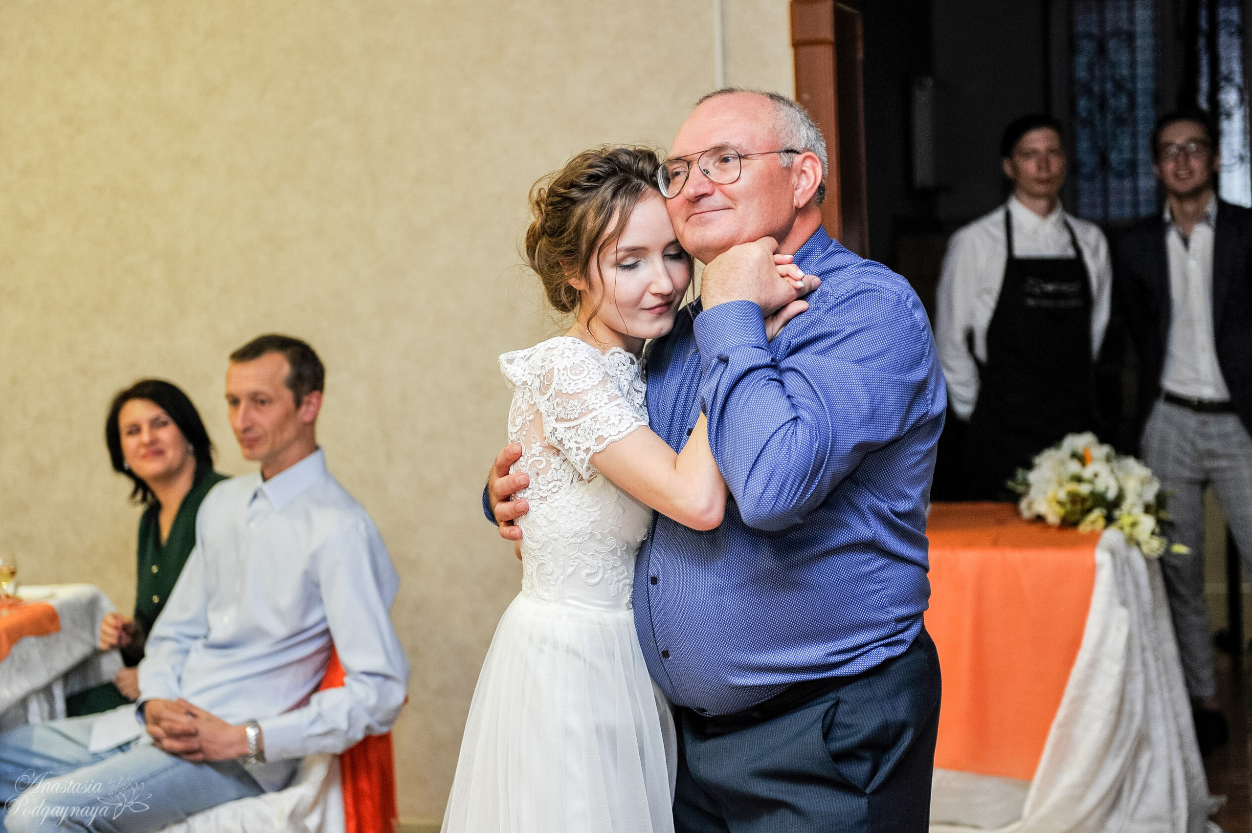 Саша и Арина. Семейный и женский фотограф, контент фотосессия в Екатеринбурге