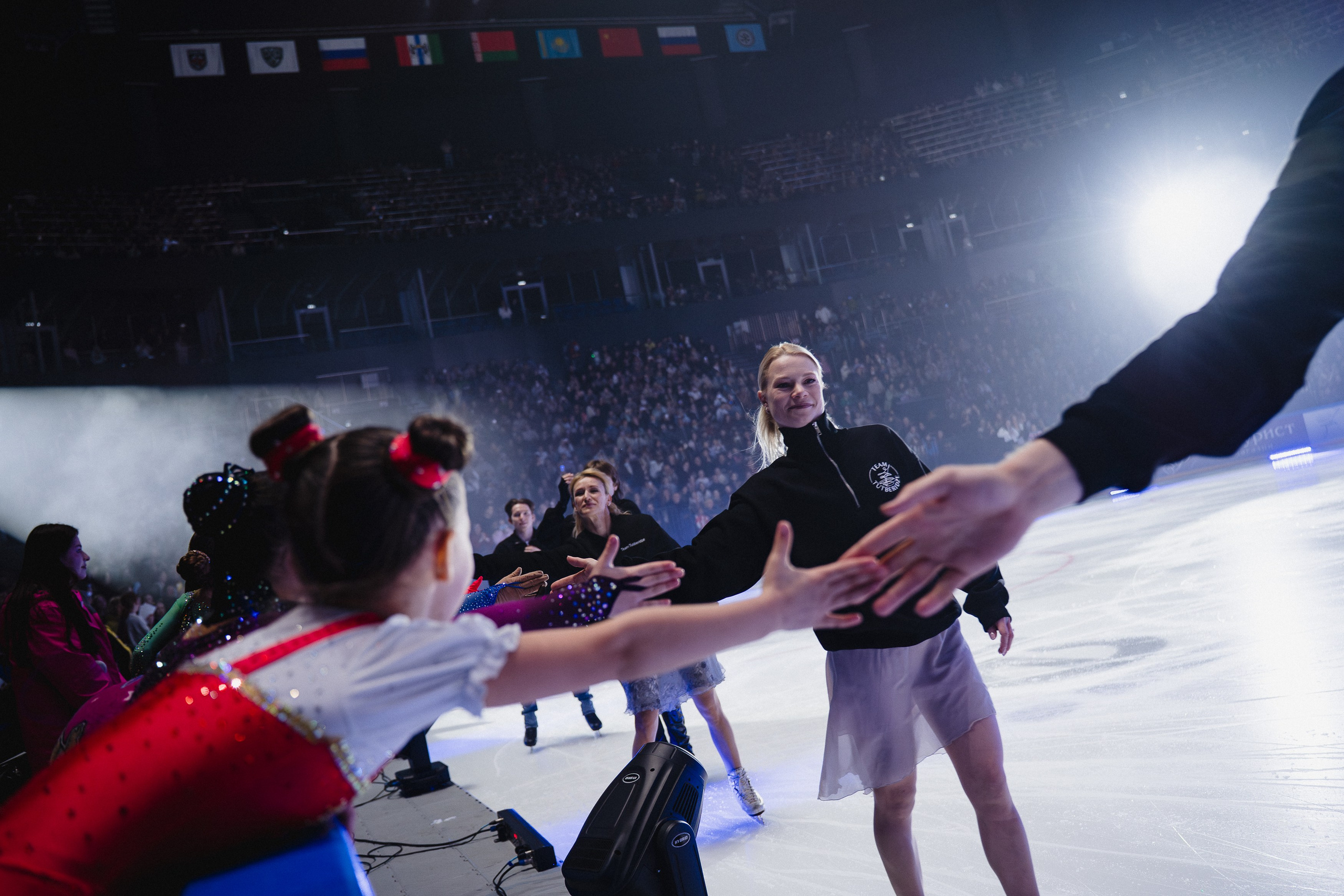 Шоу Этери Тутберидзе в Новосибирске. Воробьева Ксения — Спортивный и танцевальный фотограф Новосибирск