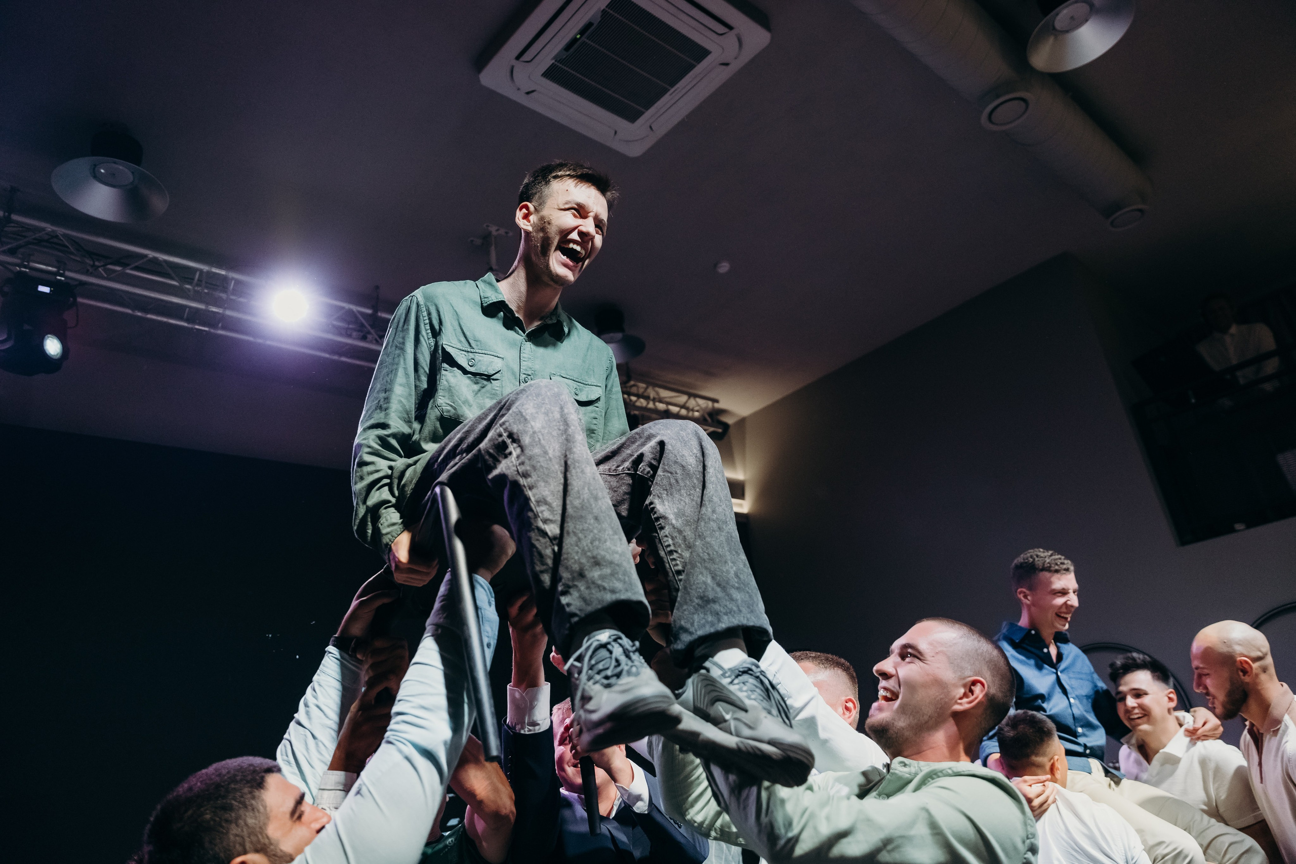 Счастье рядом. Свадебный фотограф-видеограф в Красноярске Евгений Константинопольский