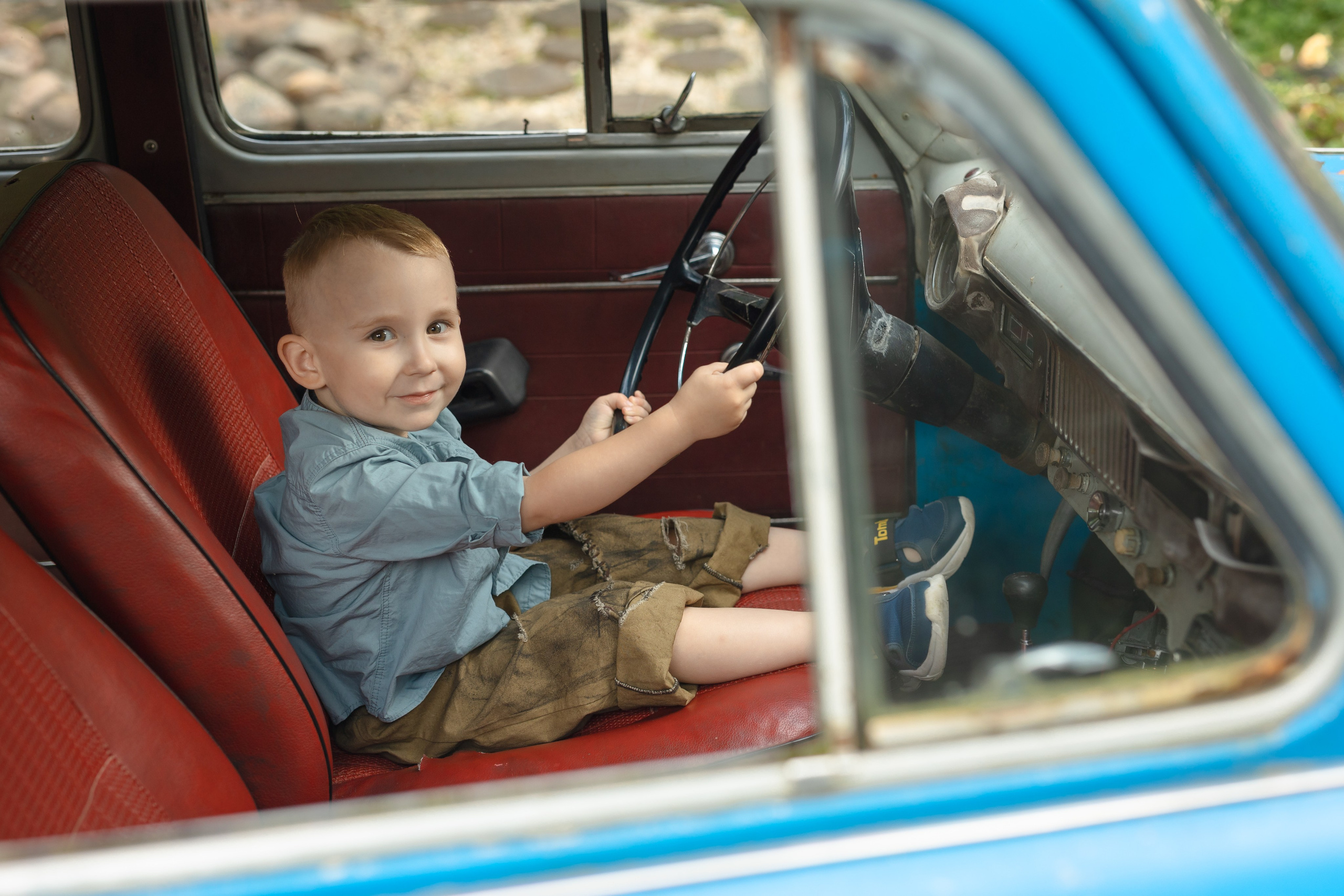 Kirja. Главная