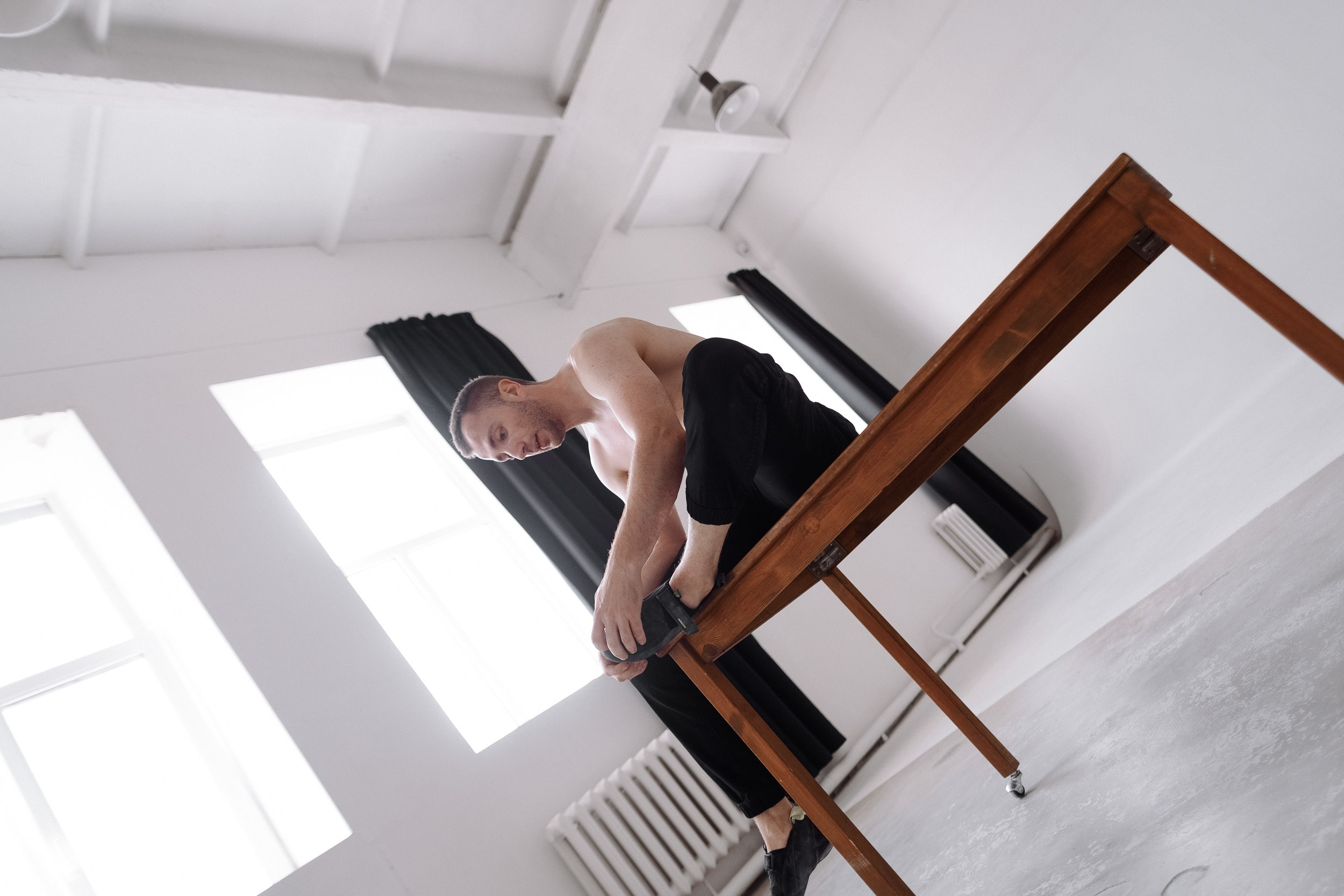 Студийная фотосессия мужчины. Фотограф Дарья Мустафина, Тюмень