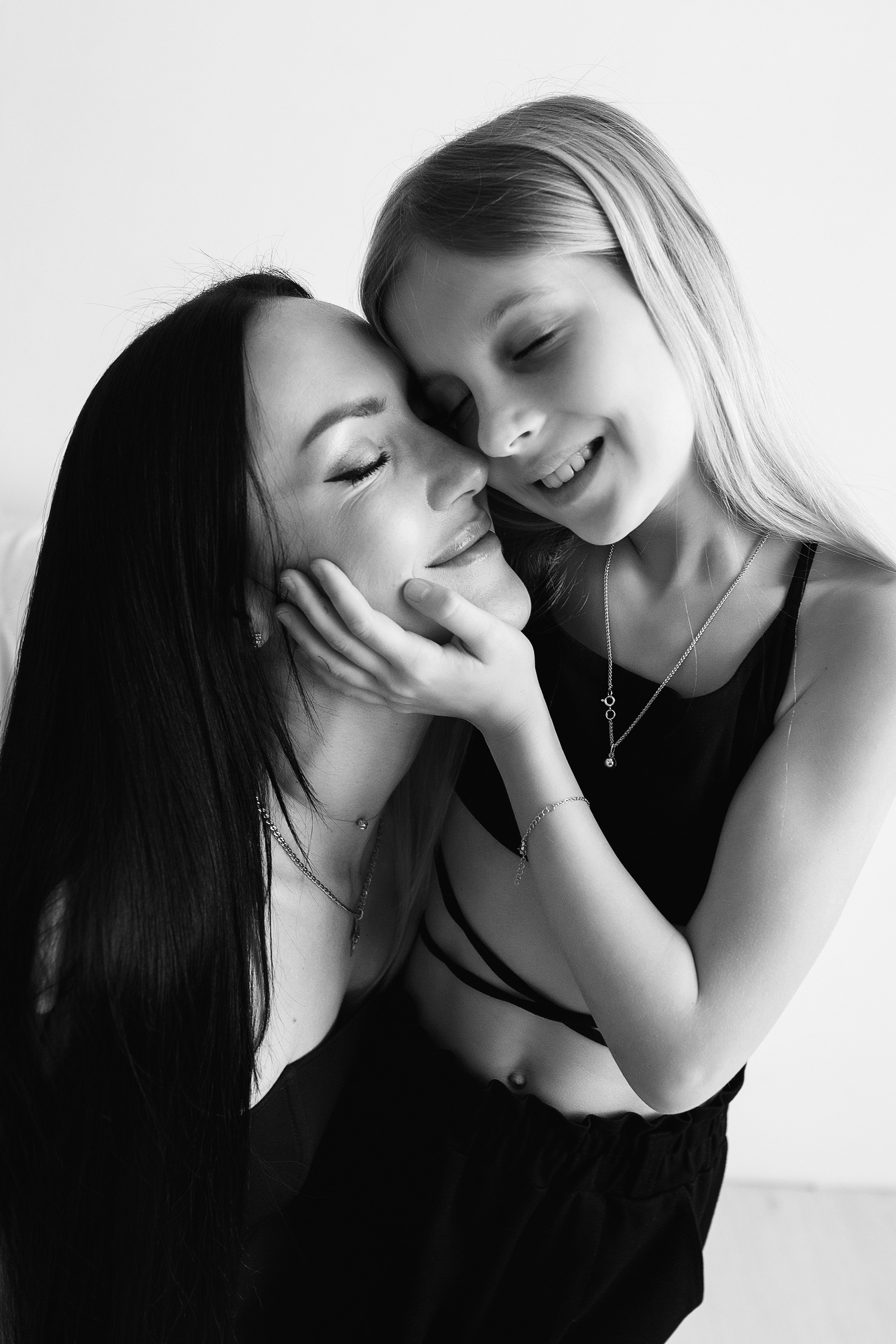 ЧБ серия. Фотограф новорожденных Оксана Полевская