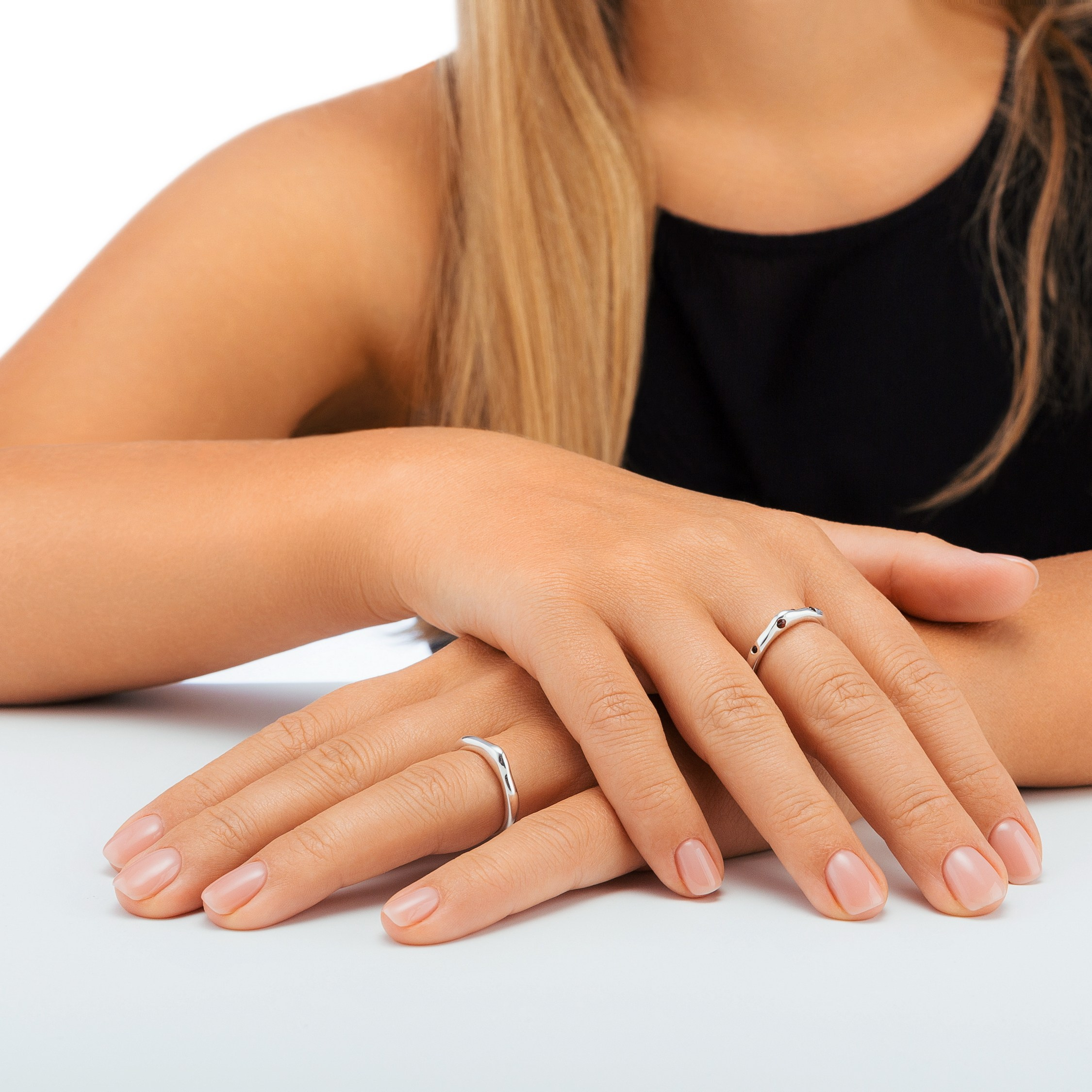 Профессиональная съёмка контента для ювелирного бренда. Профессиональный фотограф в Санкт-Петербурге. Сергей Пушкин