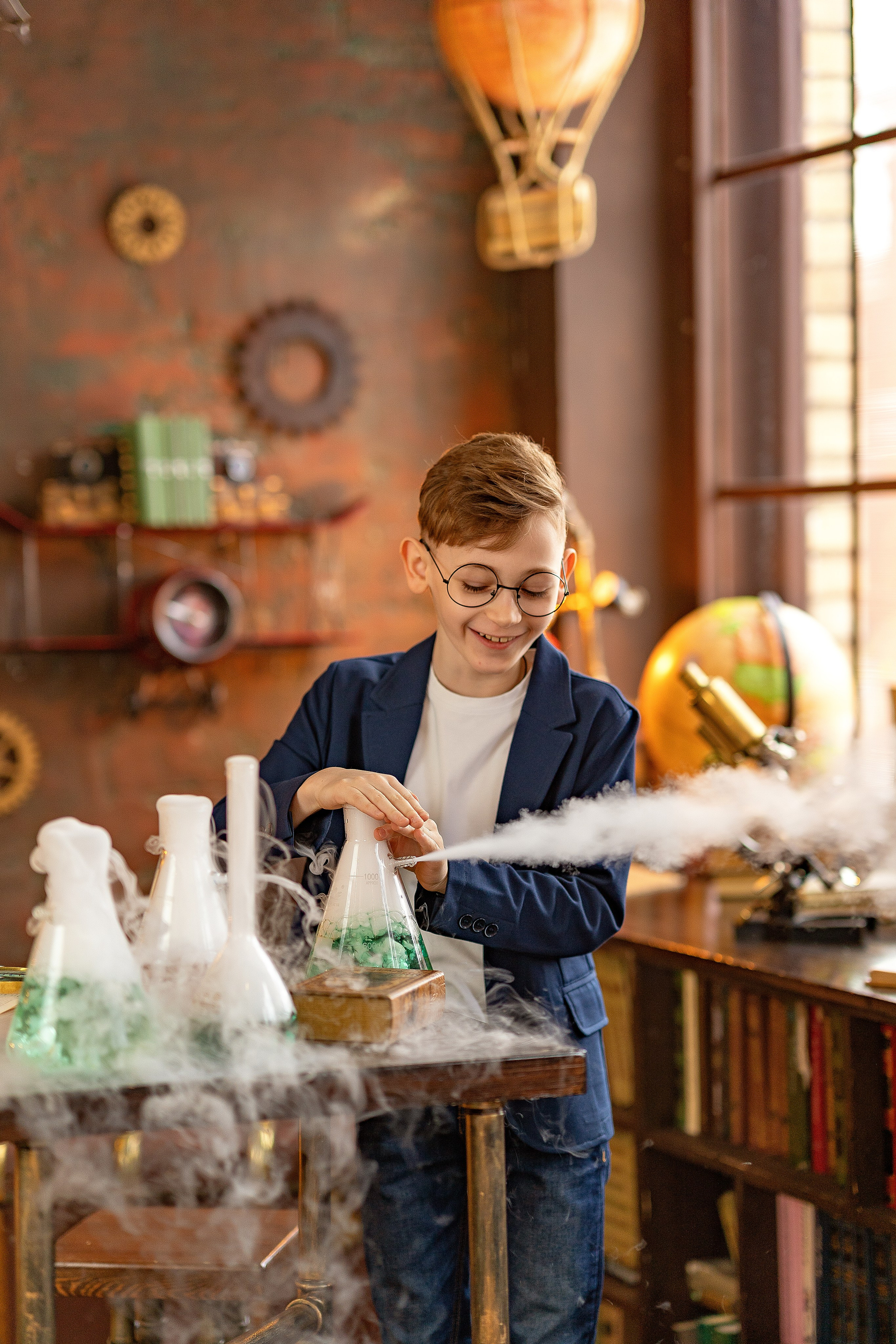 ЭКСПЕРИМЕНТ. Школьный фотограф и фотограф в детском саду
