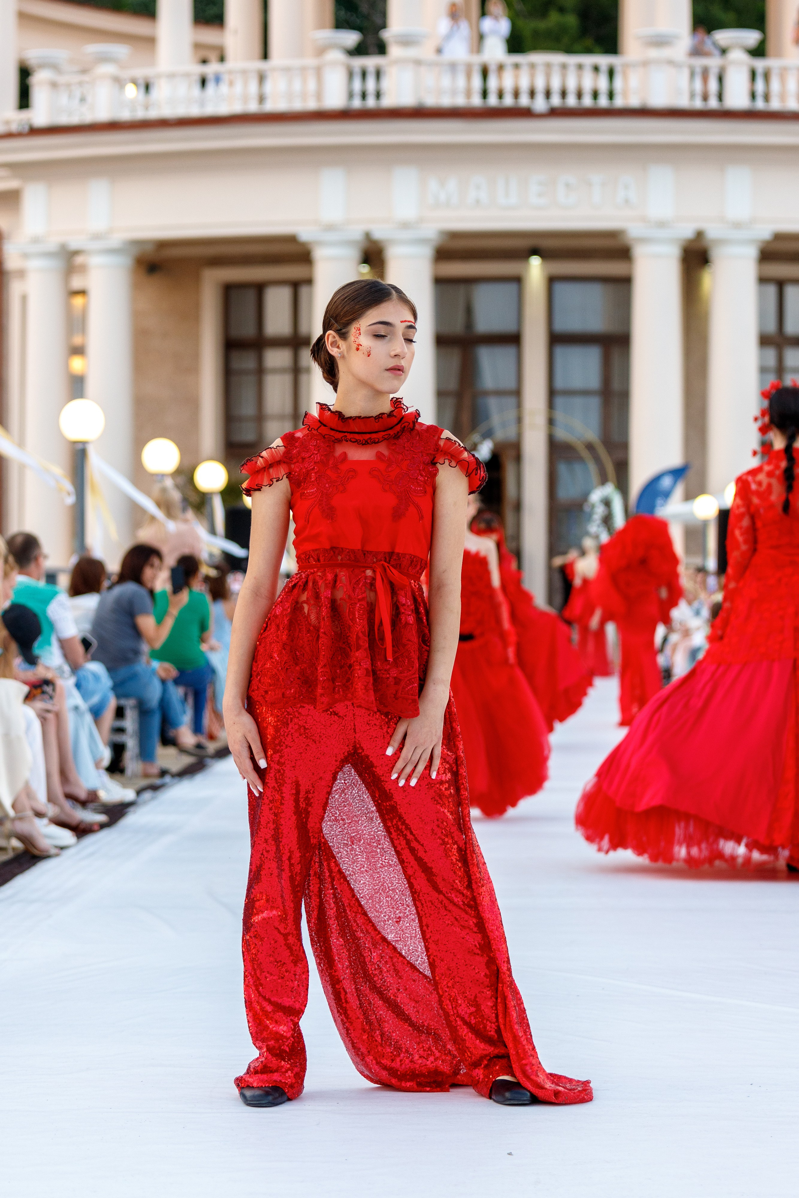 29 Fashion Cruise. Интерьерный и фуд фотограф в Иркутске Дмитрий Арно