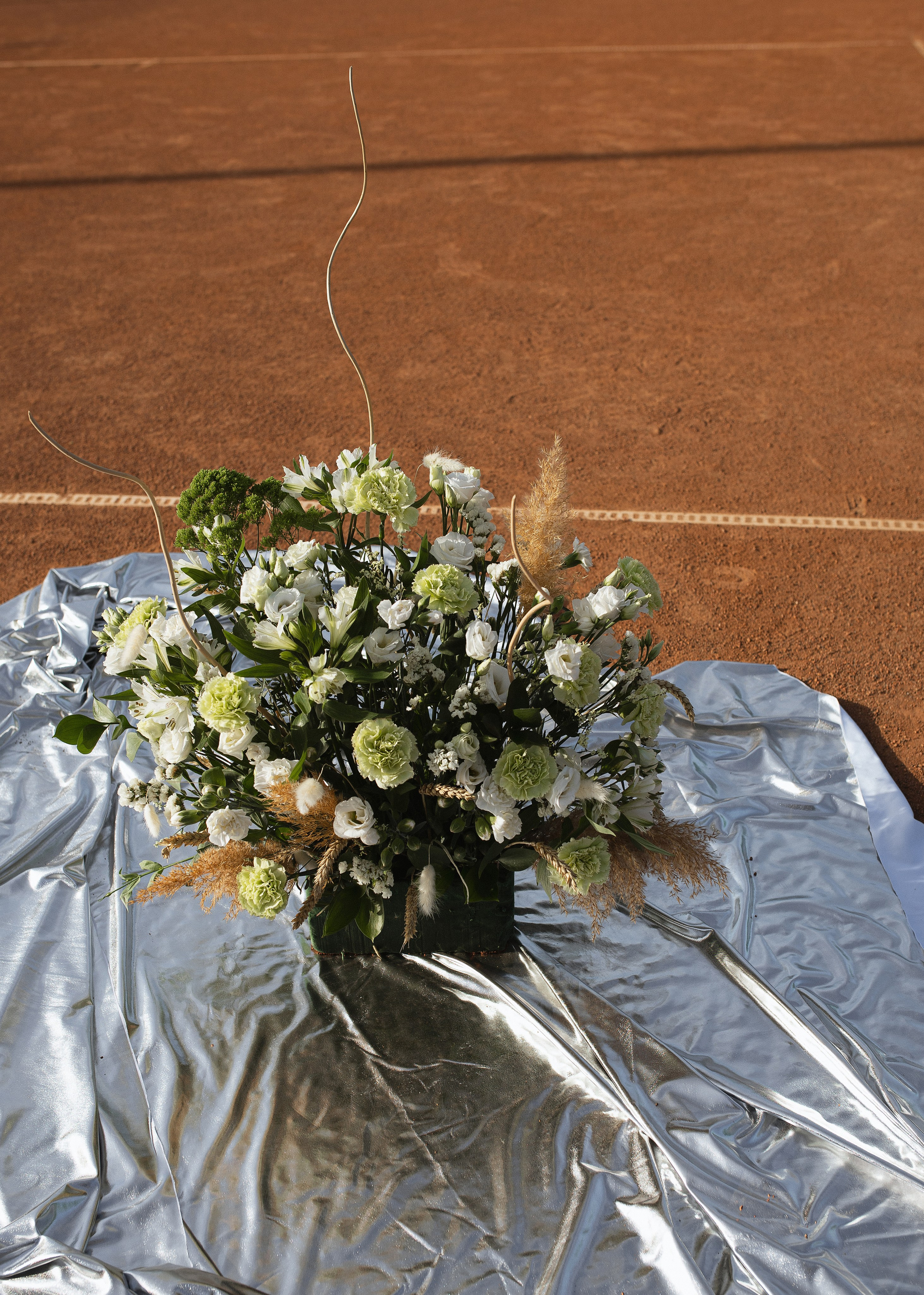 Утро невесты на теннисном корте. Фотограф Вышний Волочек/Тверь/Москва/Санкт-Петербург