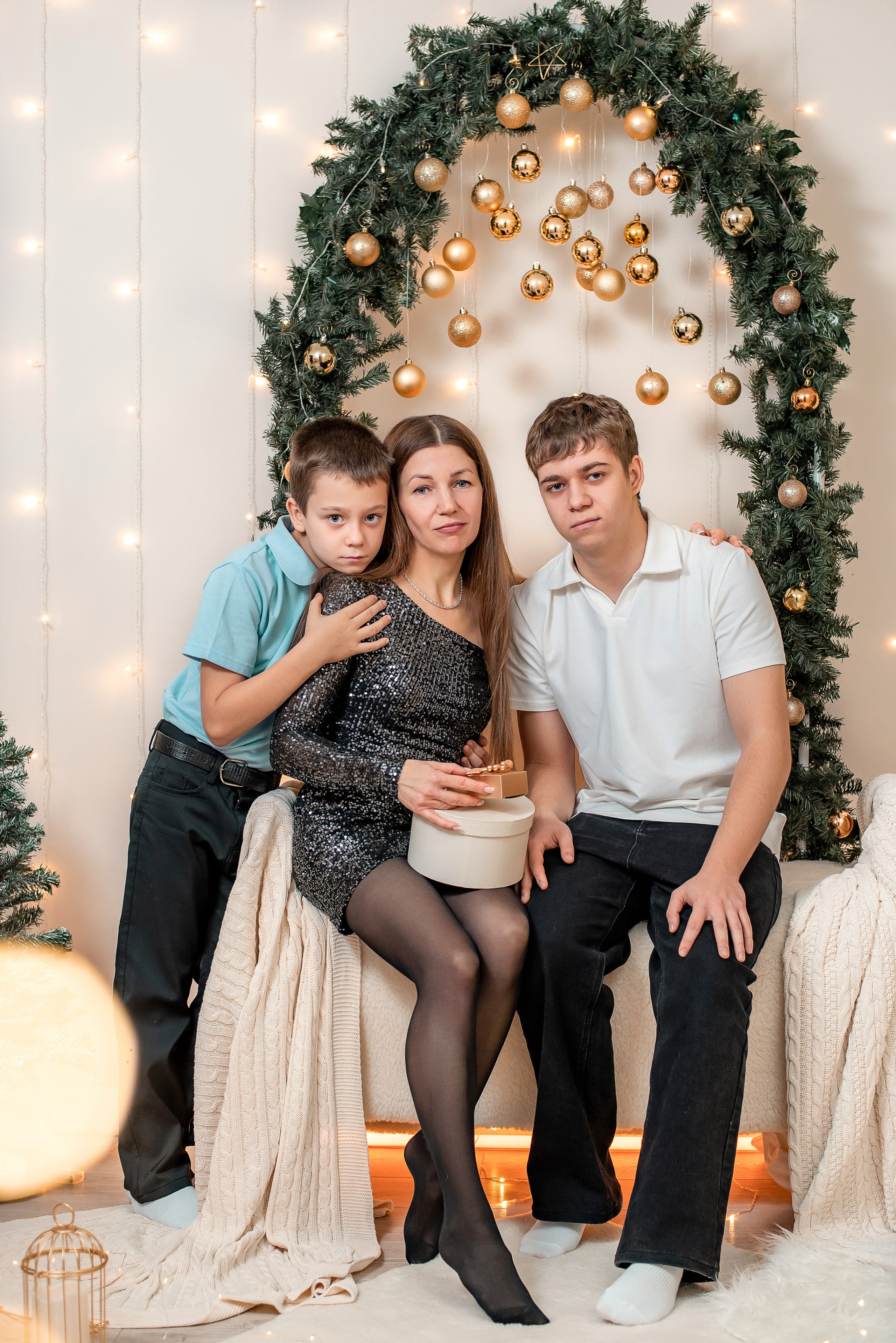 Надежда и её семья — НГ 2025. Семейный и детский фотограф Наталья Горда