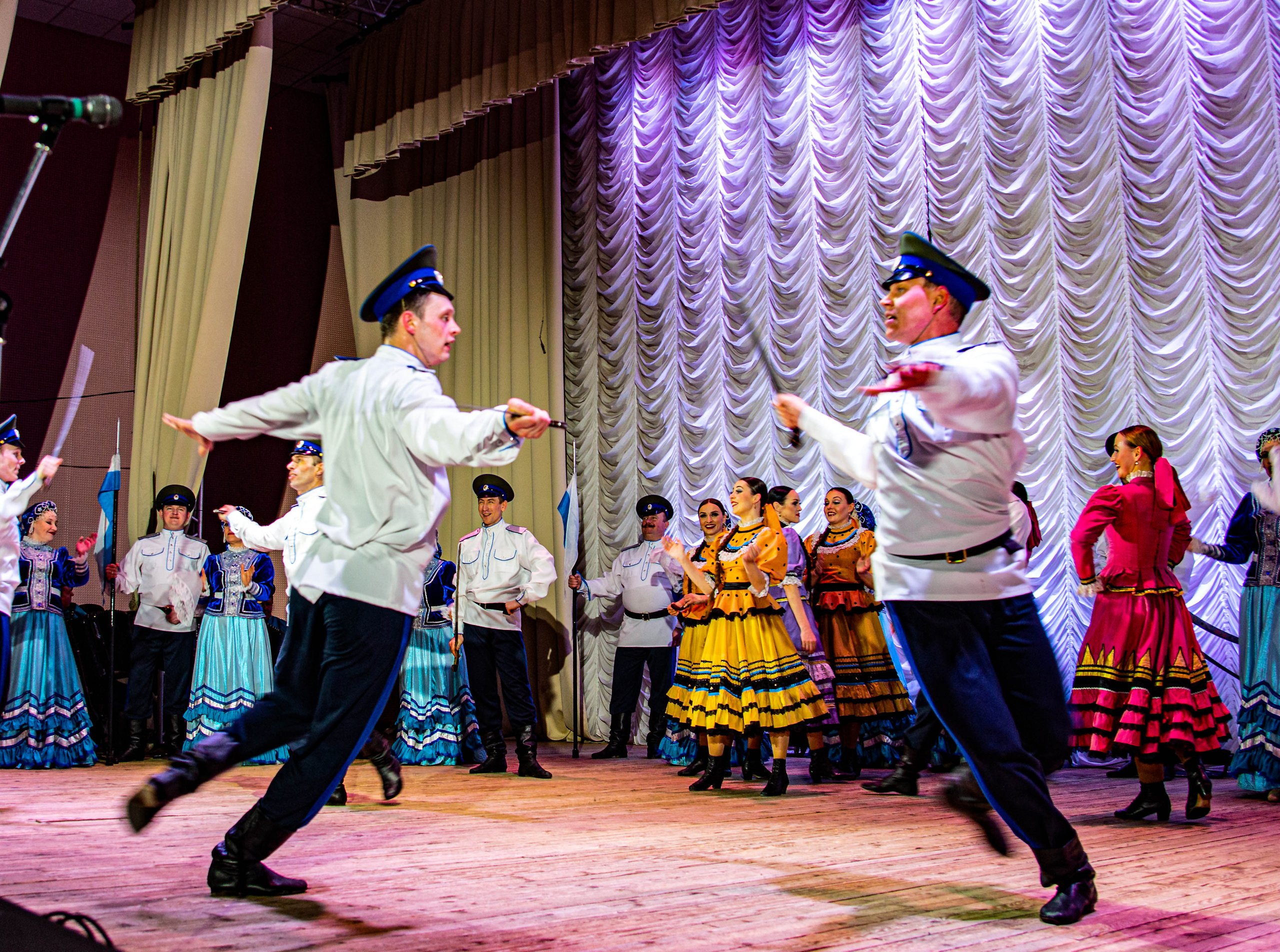 Оренбургский Народный хор в Илеке. Съемка 28 января2022. Валерий Логачев. Фото, музыка, видео — для души