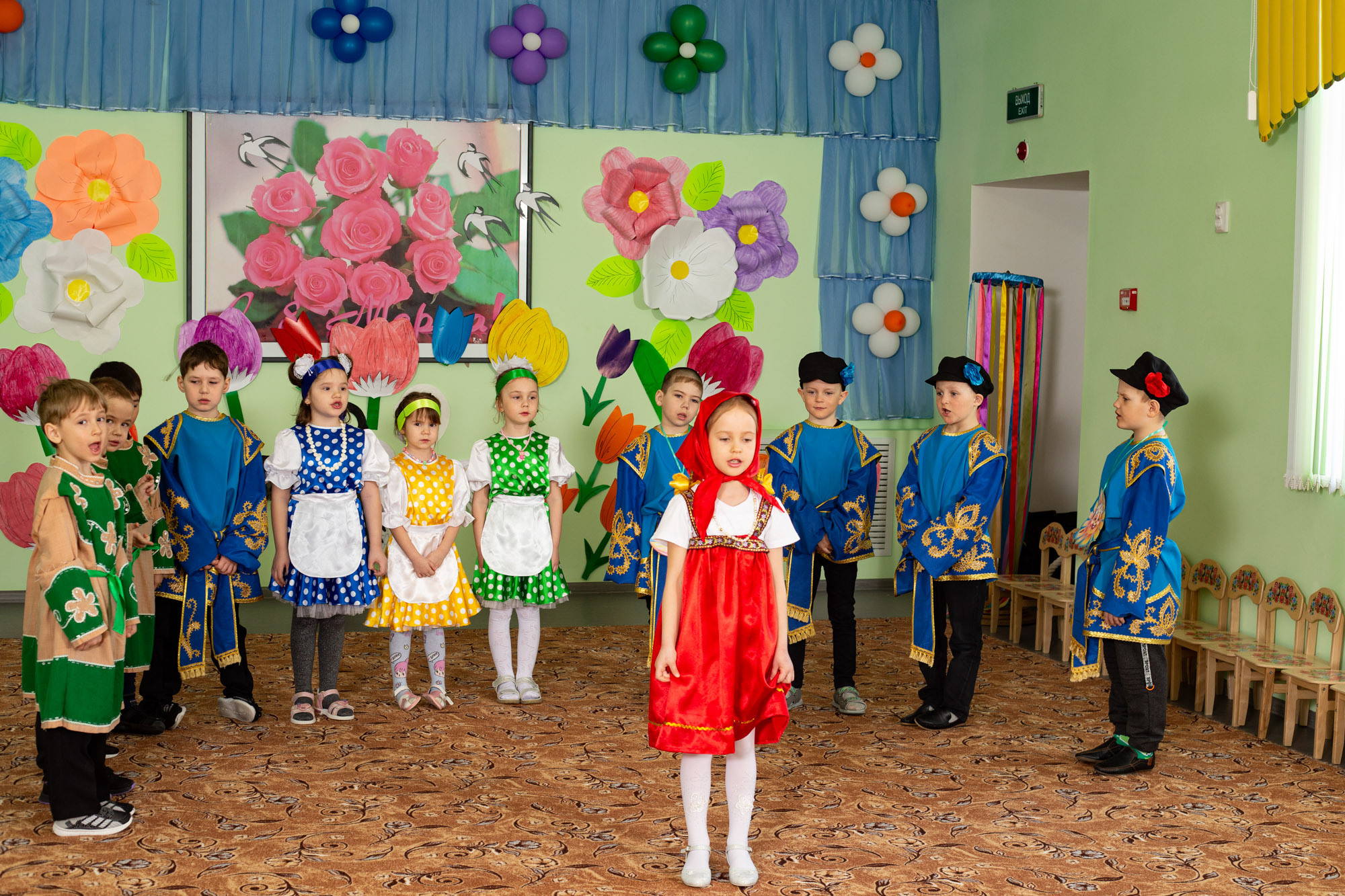 Кардаиловский детский сад. Утренник «Жаворонки». Валерий Логачев. Фото, музыка, видео — для души
