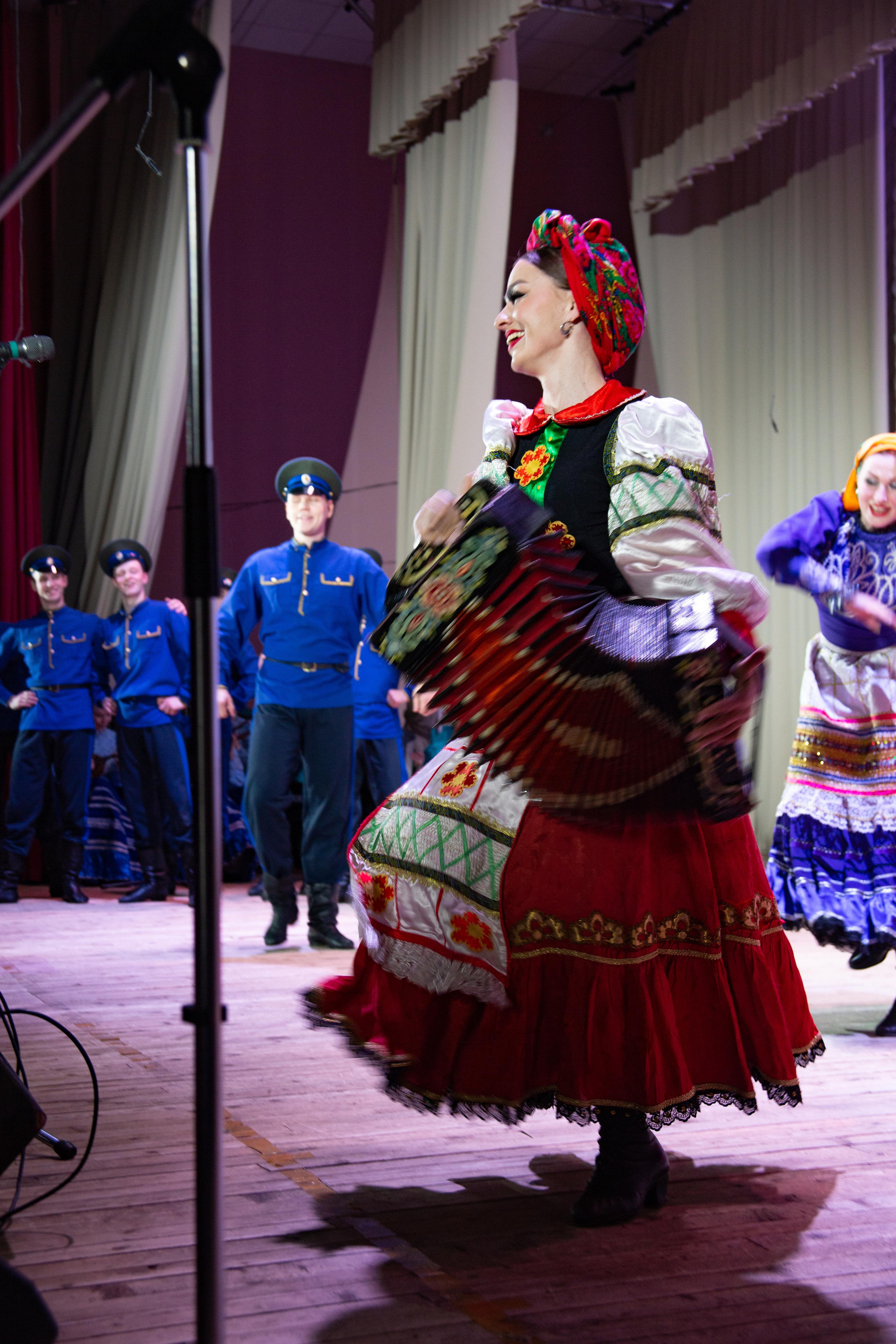 Оренбургский Народный хор в Илеке. Съемка 28 января2022. Валерий Логачев. Фото, музыка, видео — для души