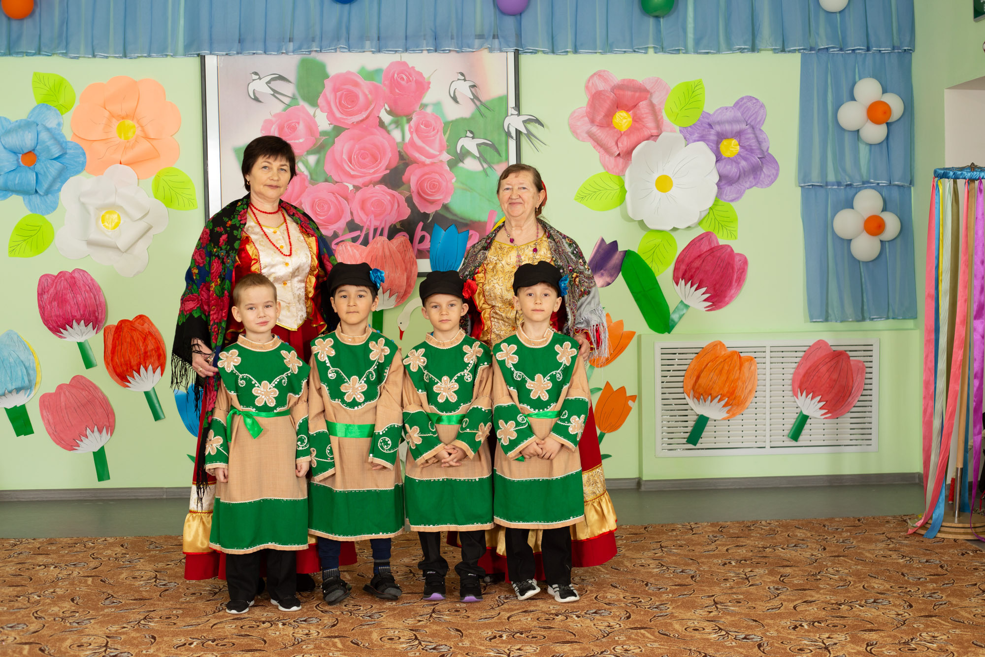 Кардаиловский детский сад. Утренник «Жаворонки». Валерий Логачев. Фото, музыка, видео — для души