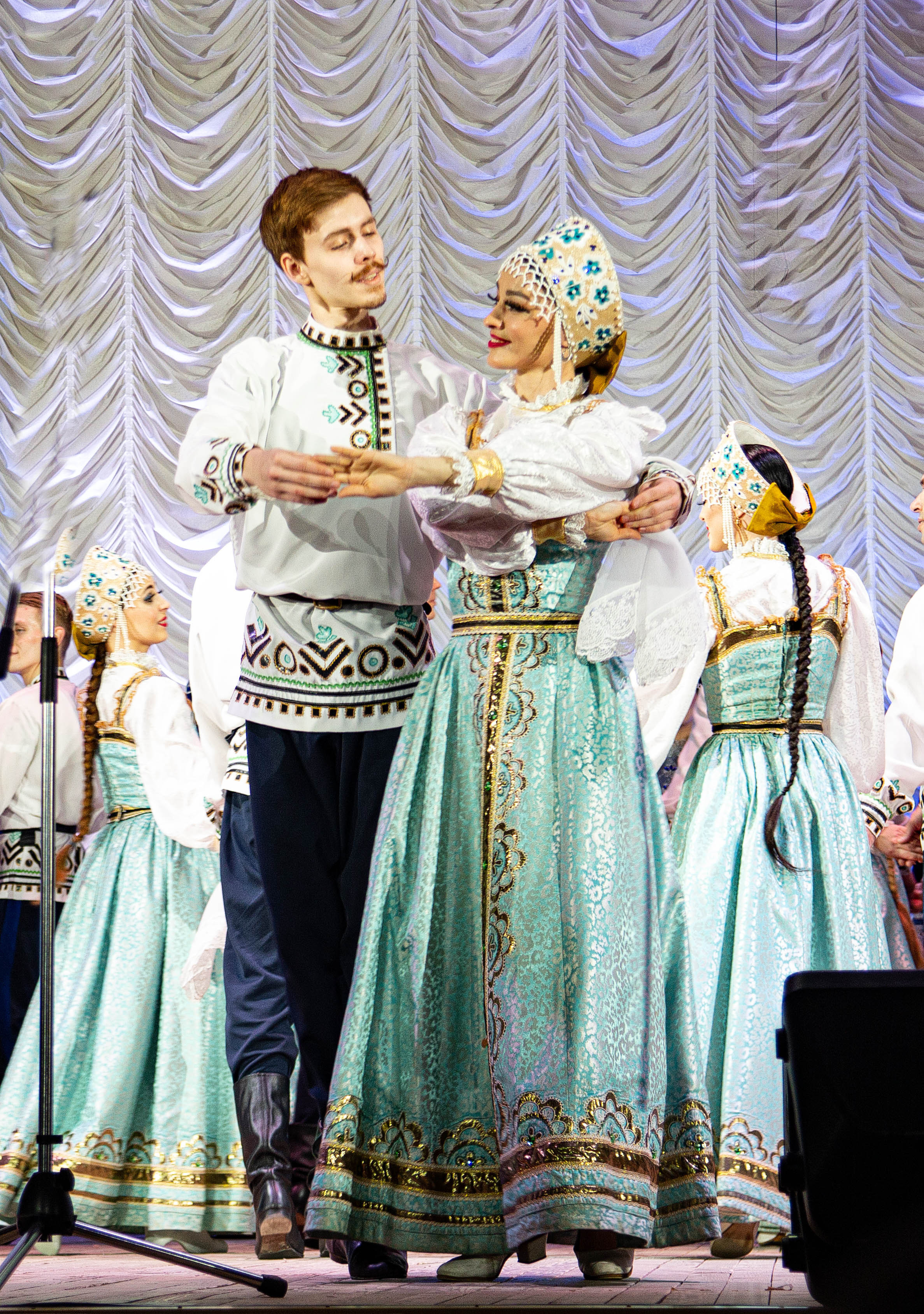 Оренбургский Народный хор в Илеке. Съемка 28 января2022. Валерий Логачев. Фото, музыка, видео — для души