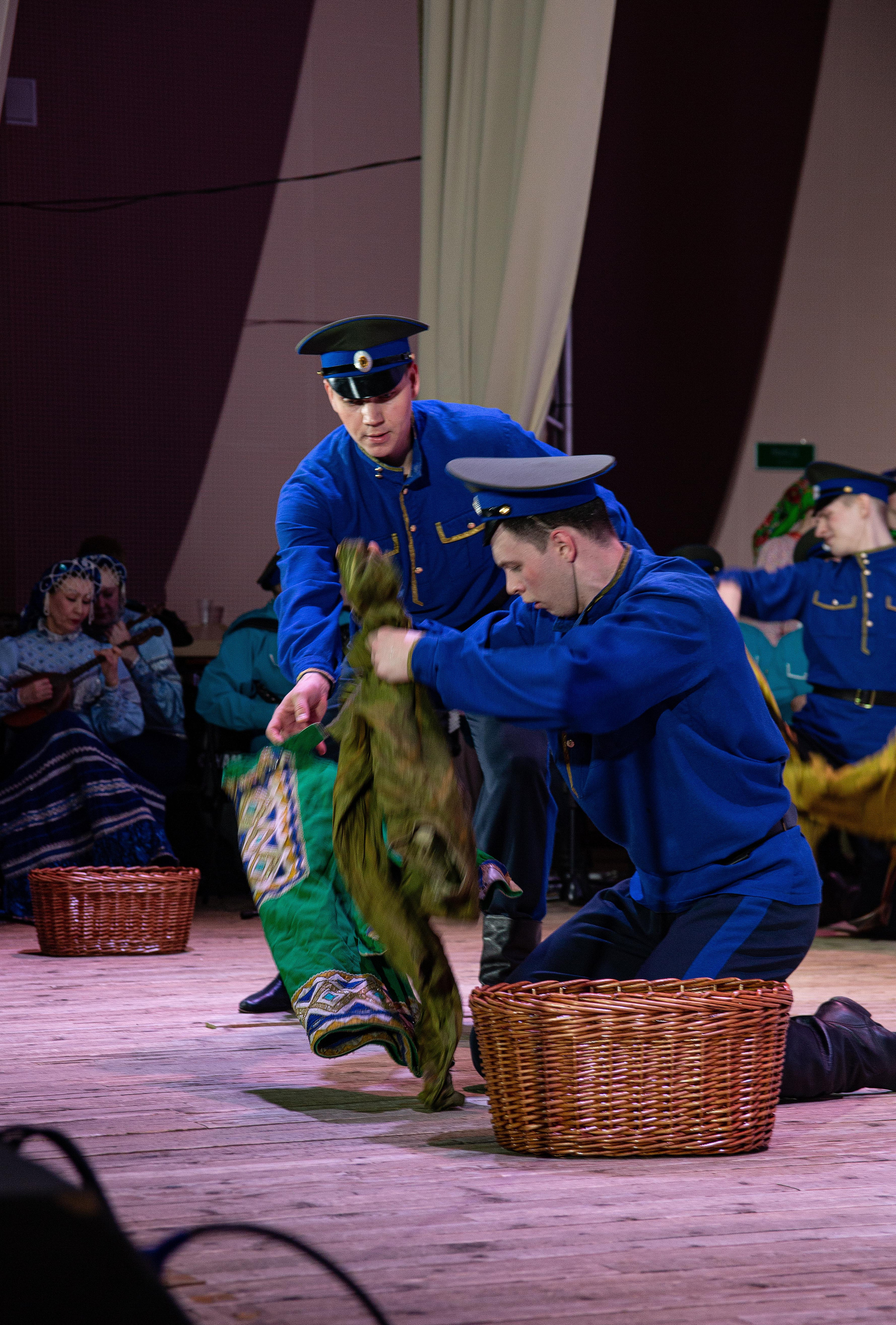 Оренбургский Народный хор в Илеке. Съемка 28 января2022. Валерий Логачев. Фото, музыка, видео — для души