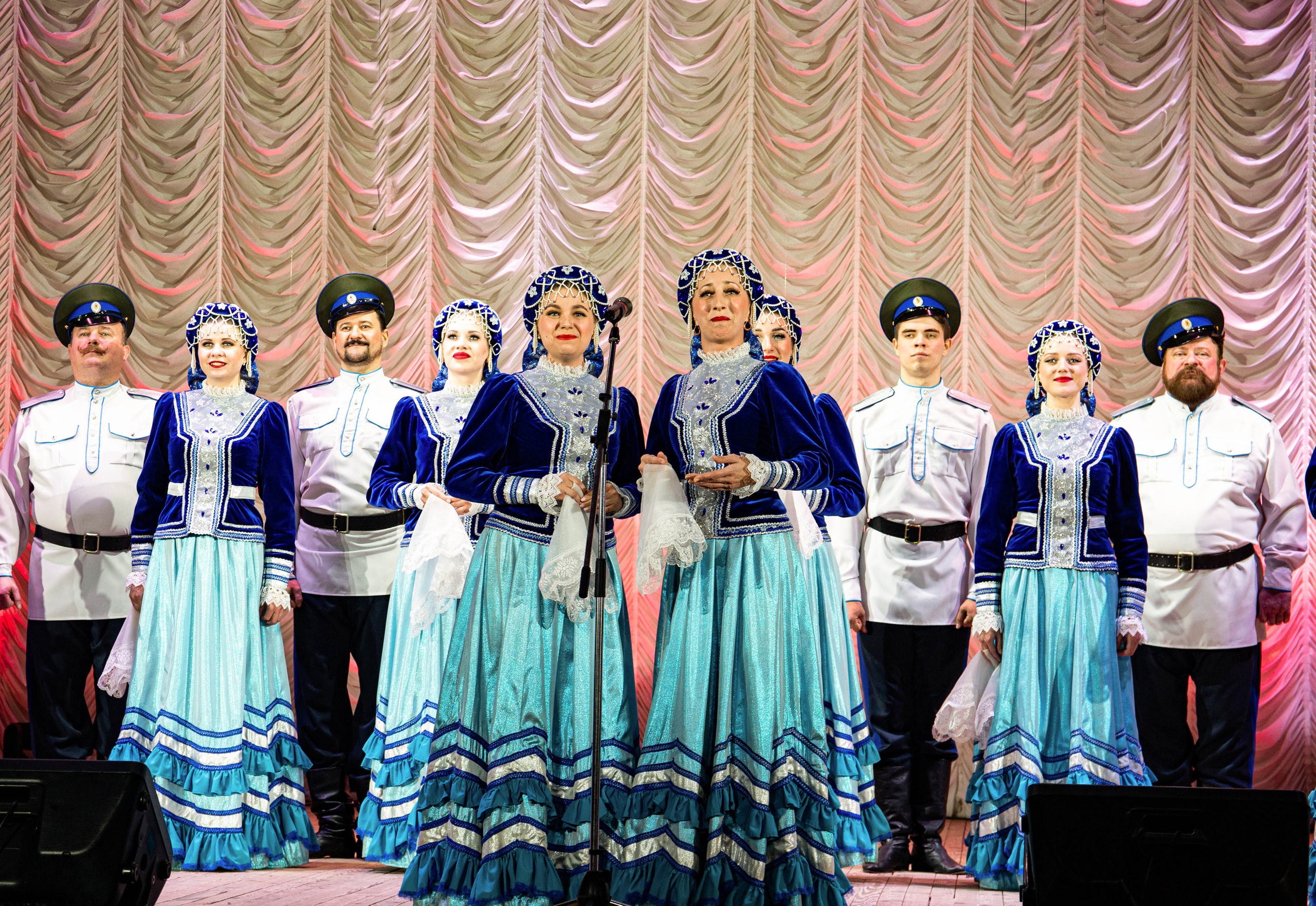 Оренбургский Народный хор в Илеке. Съемка 28 января2022. Валерий Логачев. Фото, музыка, видео — для души