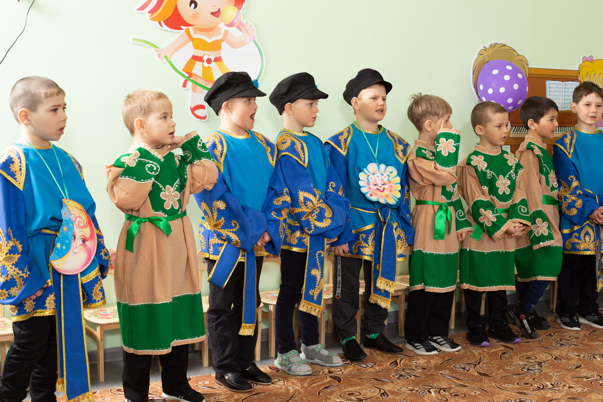 Кардаиловский детский сад. Утренник «Жаворонки». Валерий Логачев. Фото, музыка, видео — для души