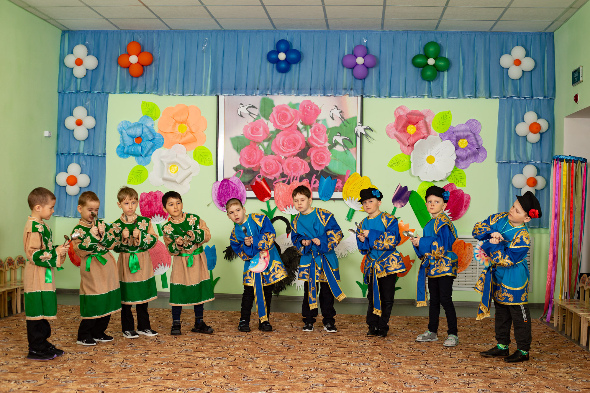 Кардаиловский детский сад. Утренник «Жаворонки». Валерий Логачев. Фото, музыка, видео — для души
