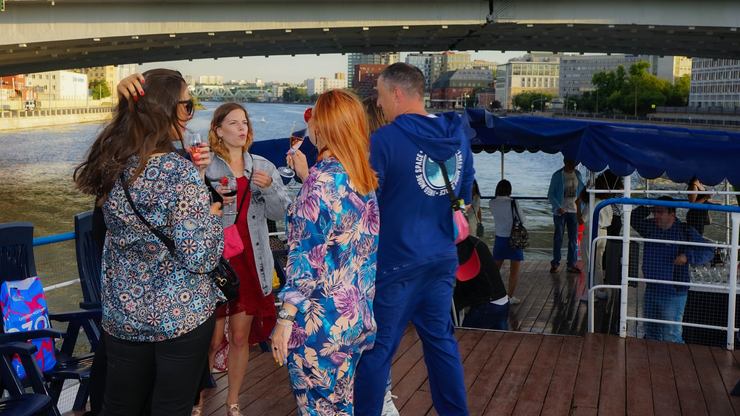 Танцы на воде | 24.07.21. Галерея Фантим