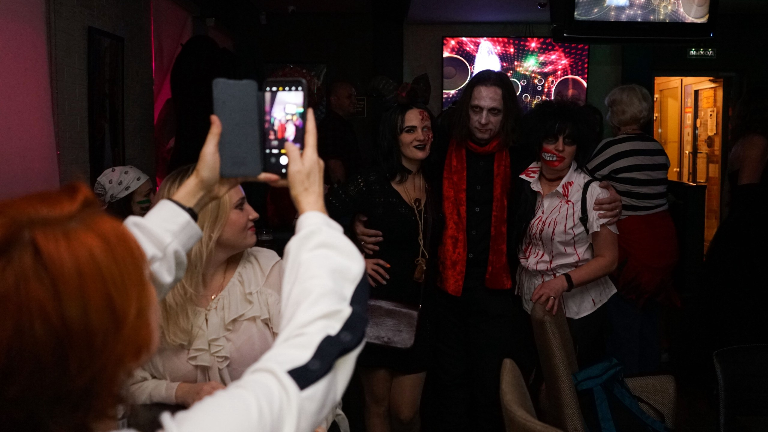 Фандец. Хеллоуиновская клубная вечеринка | 13.11.21. Галерея Фантим