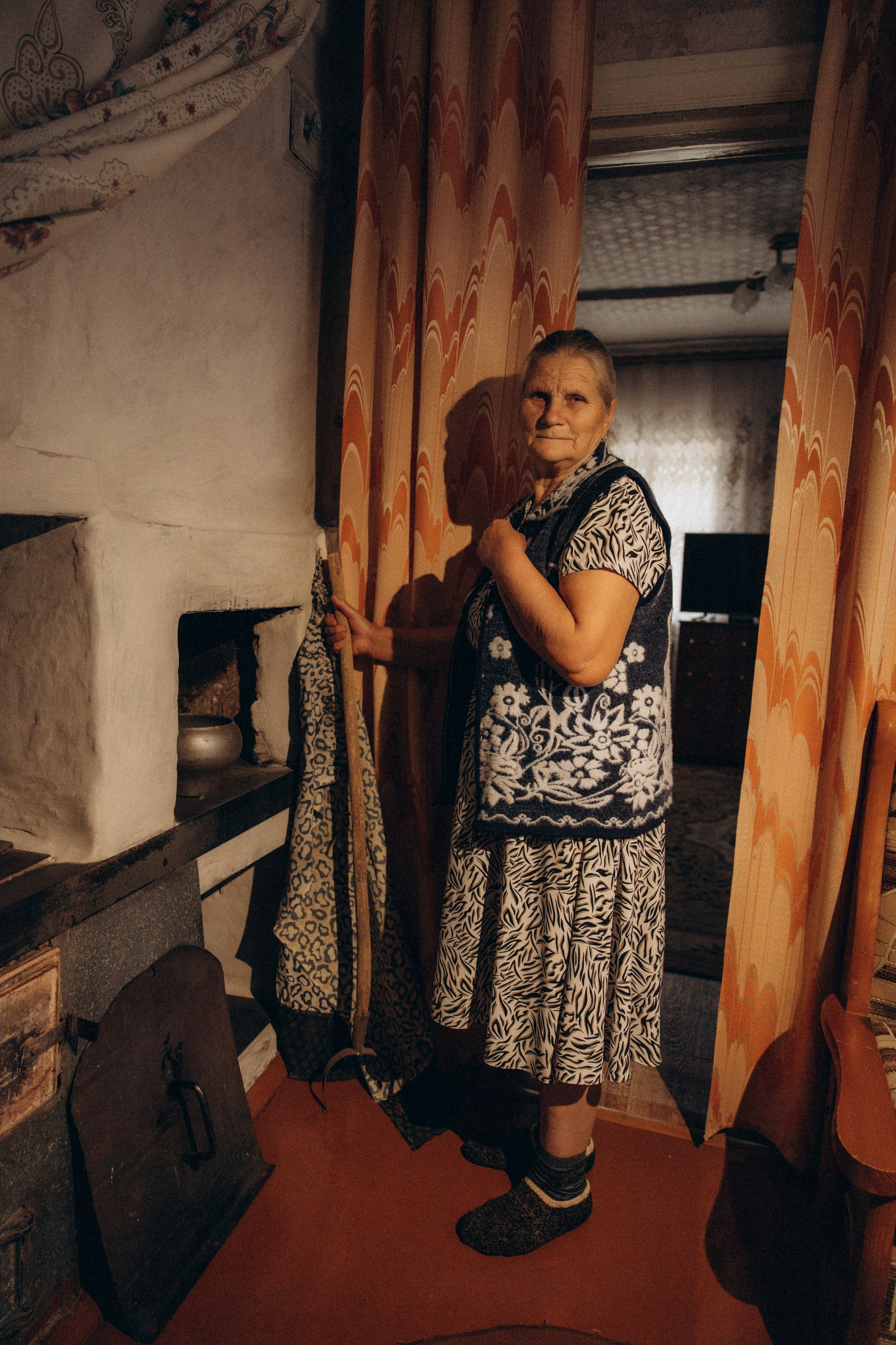 Аня и бабушка. Семейный фотограф Губкин/Старый Оскол