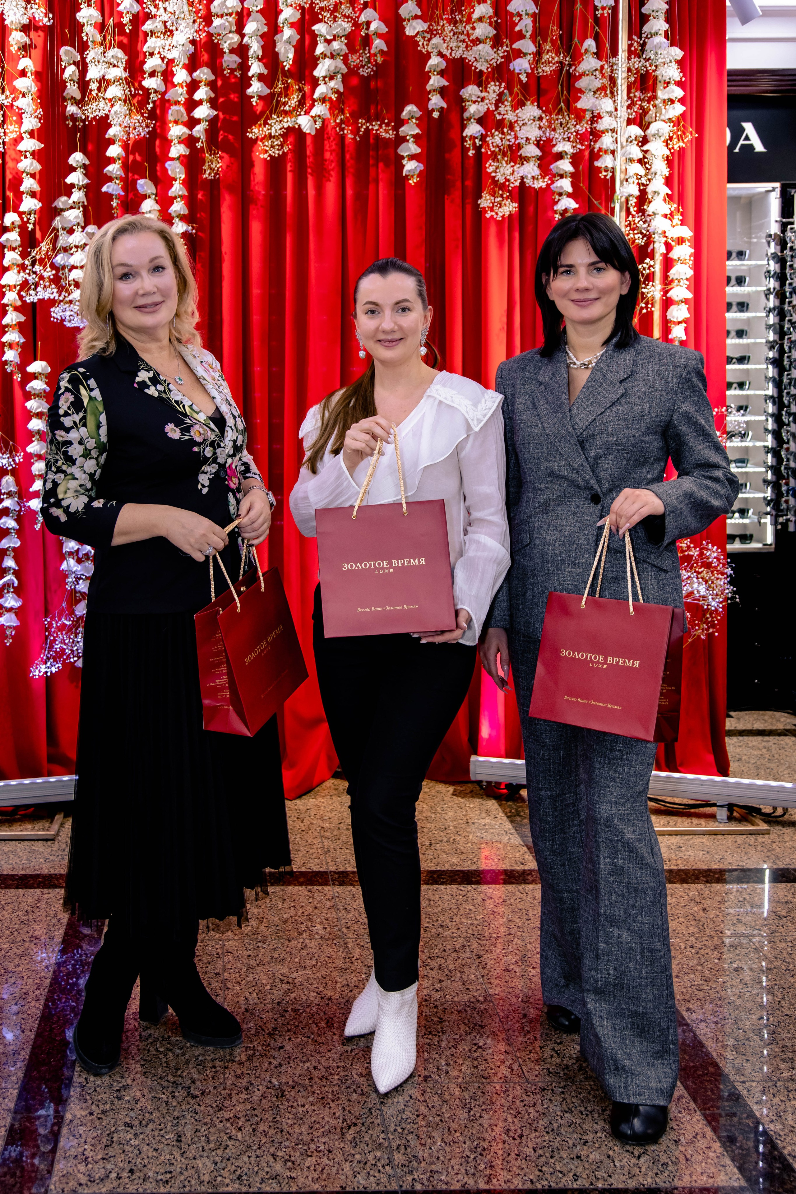 ЗОЛОТОЕ ВРЕМЯ ЛЮКС. МЕДИА-РЕСУРС ХАБАРОВСК / Фотоотчеты / Репортажи / События