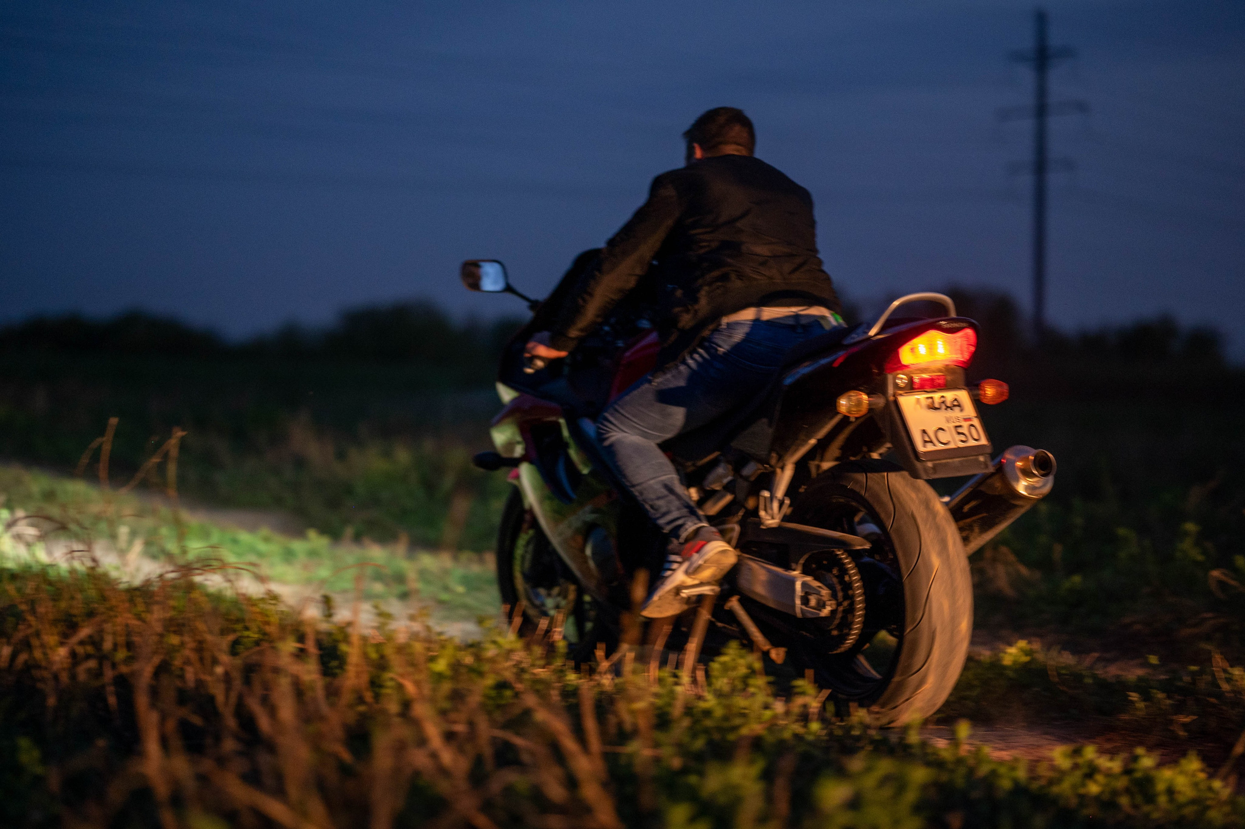 Мотоцикл. Семейный и детский фотограф в Королеве, Москве и Московской области Строева Анастасия