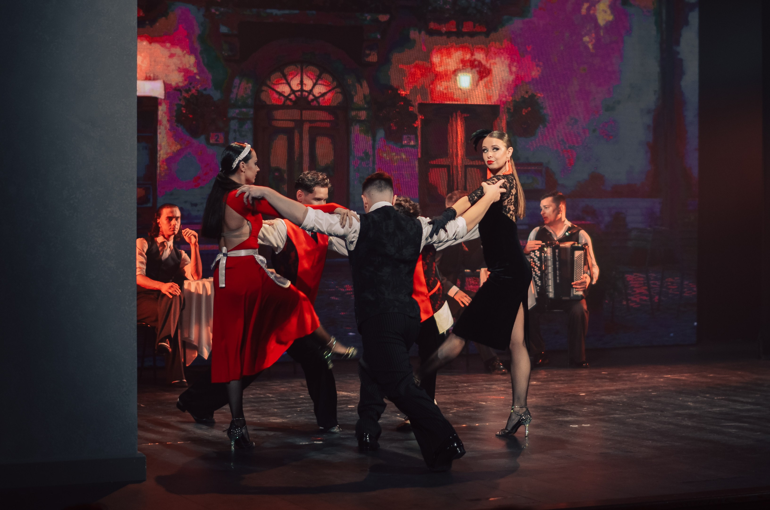 Фоторепортаж танцевального мероприятия. Денисова Аля — фотограф для парных съемок и индивидуальных историй в Барнауле