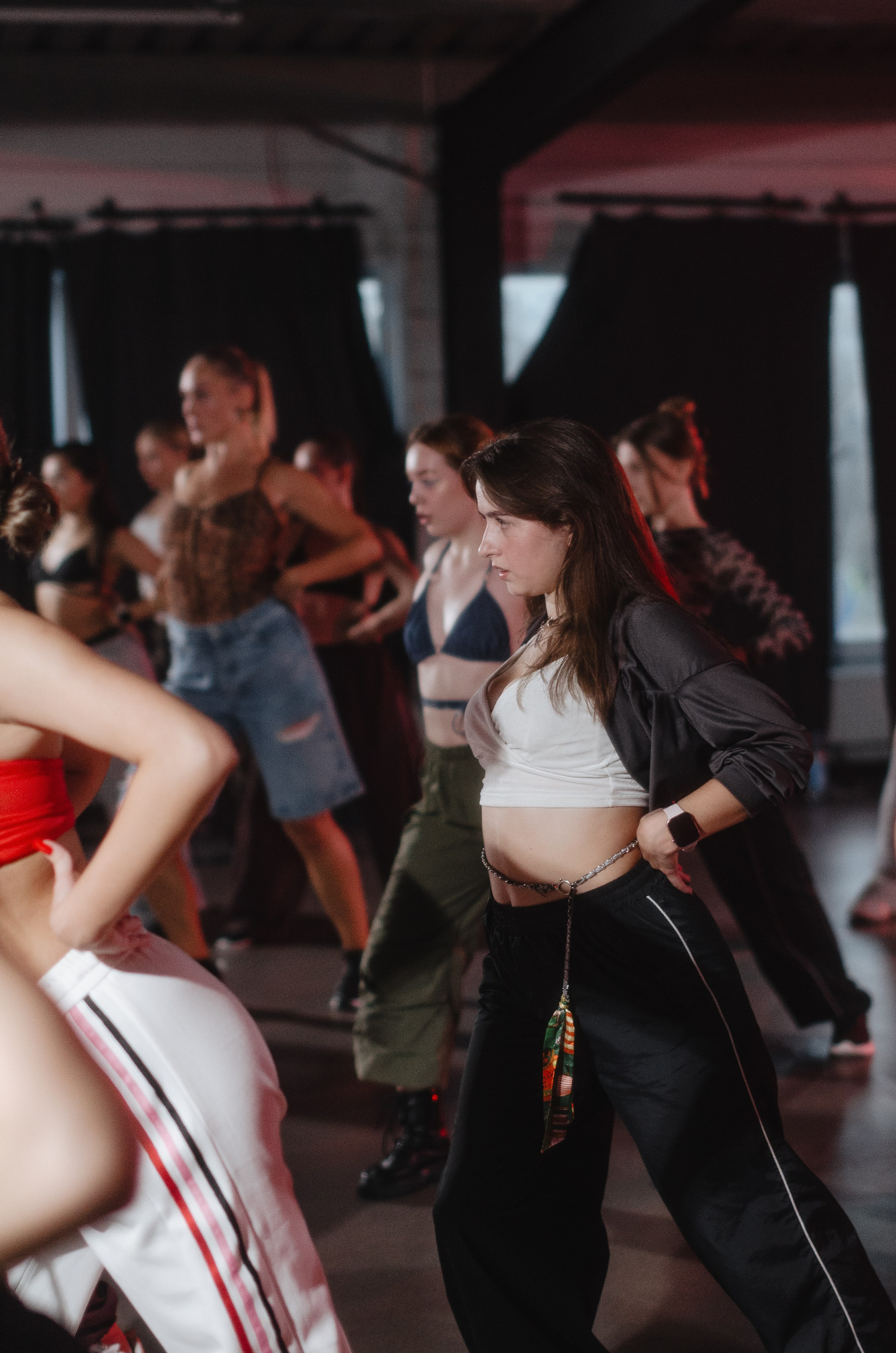 Мастер-классы по High Heels/Girly hip-hop от Оксаны ATTA. Денисова Аля — фотограф для парных съемок и индивидуальных историй в Барнауле