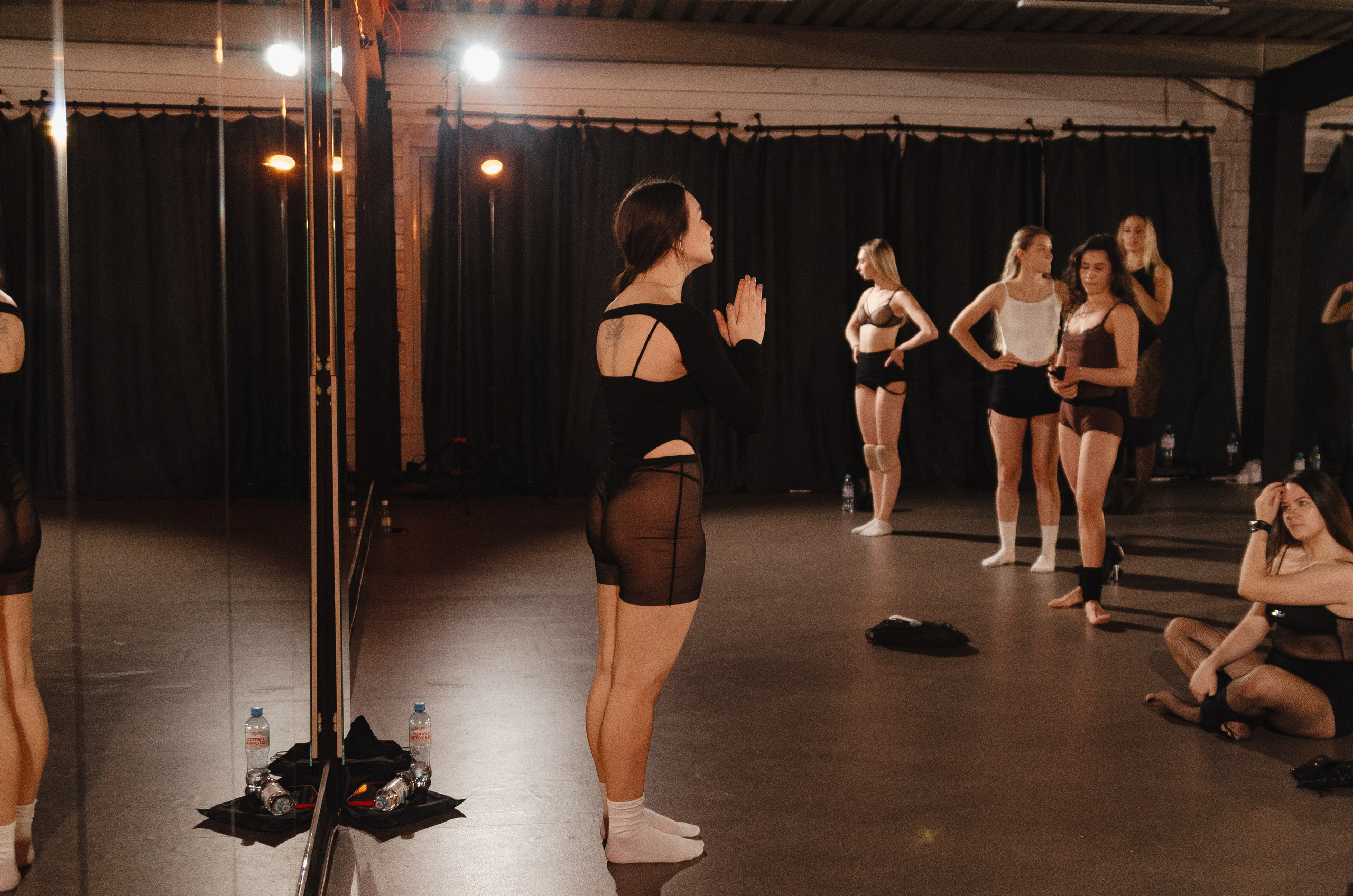 Мастер-классы по High Heels/Girly hip-hop от Оксаны ATTA. Денисова Аля — фотограф для парных съемок и индивидуальных историй в Барнауле