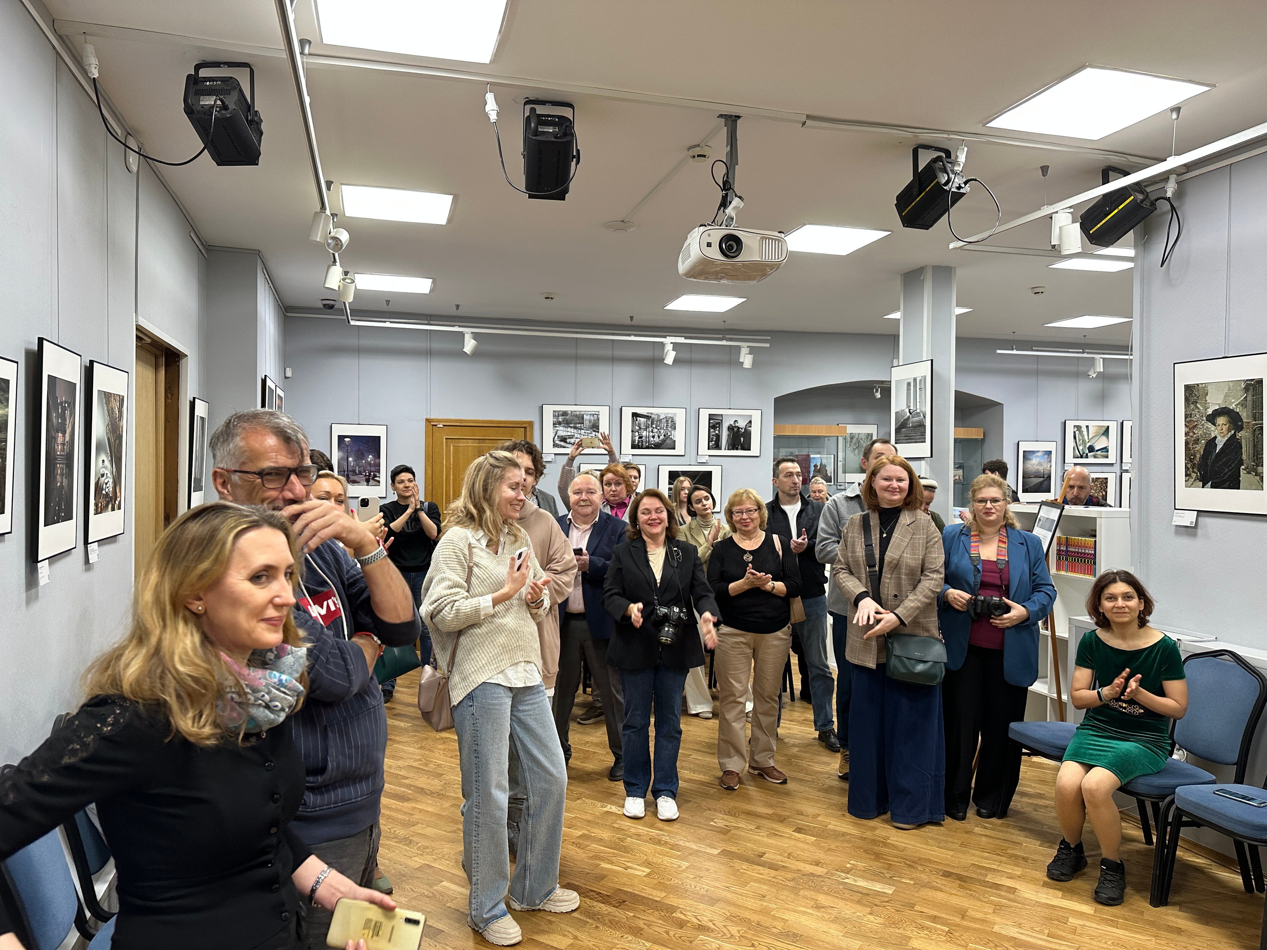 МОСКОВСКИЙ КАЛЕЙДОСКОП. Reportage, architectural, fine art photographer Lena Melnikova in Moscow