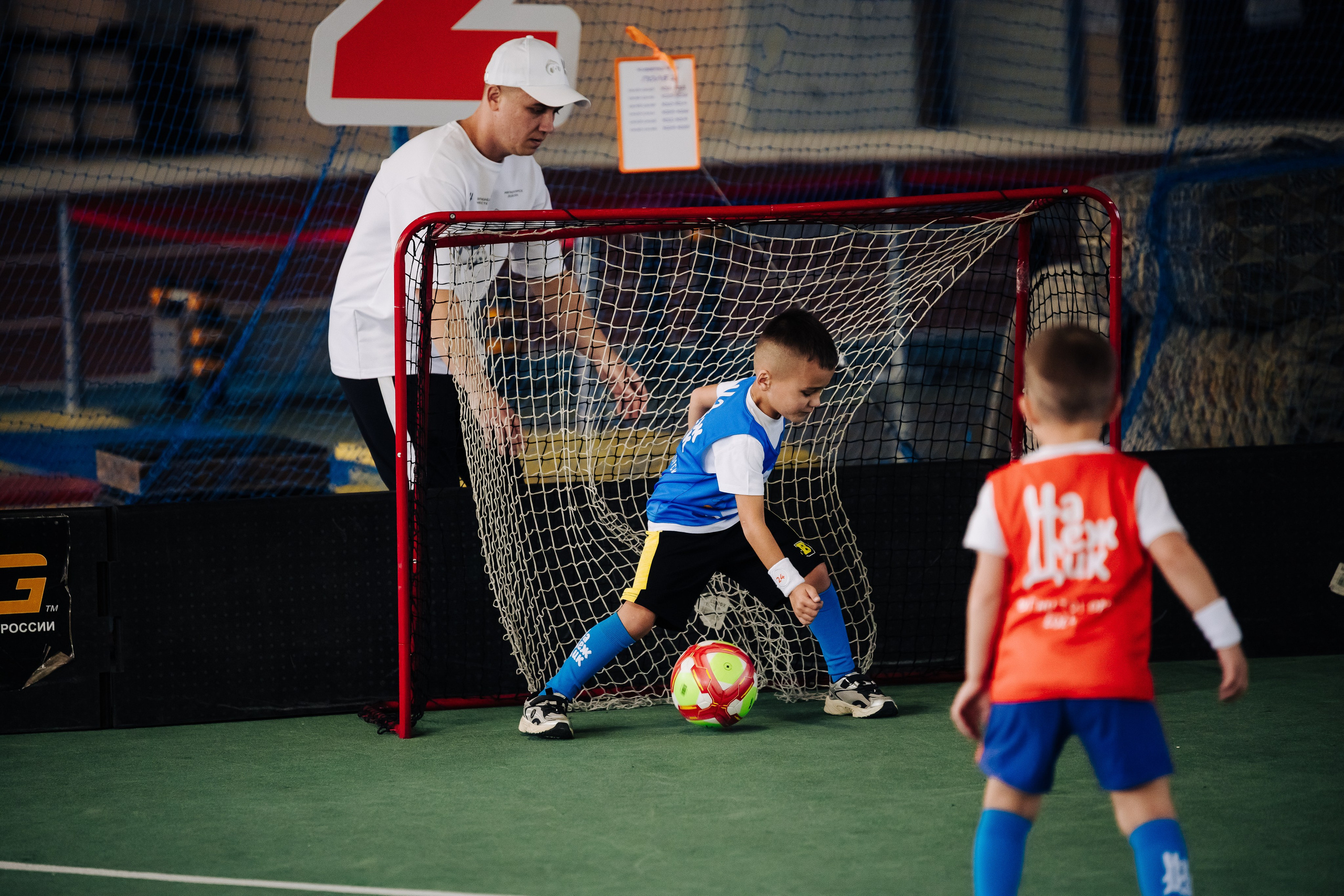 Детский праздник от футбольной школы «Надеждик» // 29.09.2024. Денис Прохоров Фотограф в г. Магнитогорск